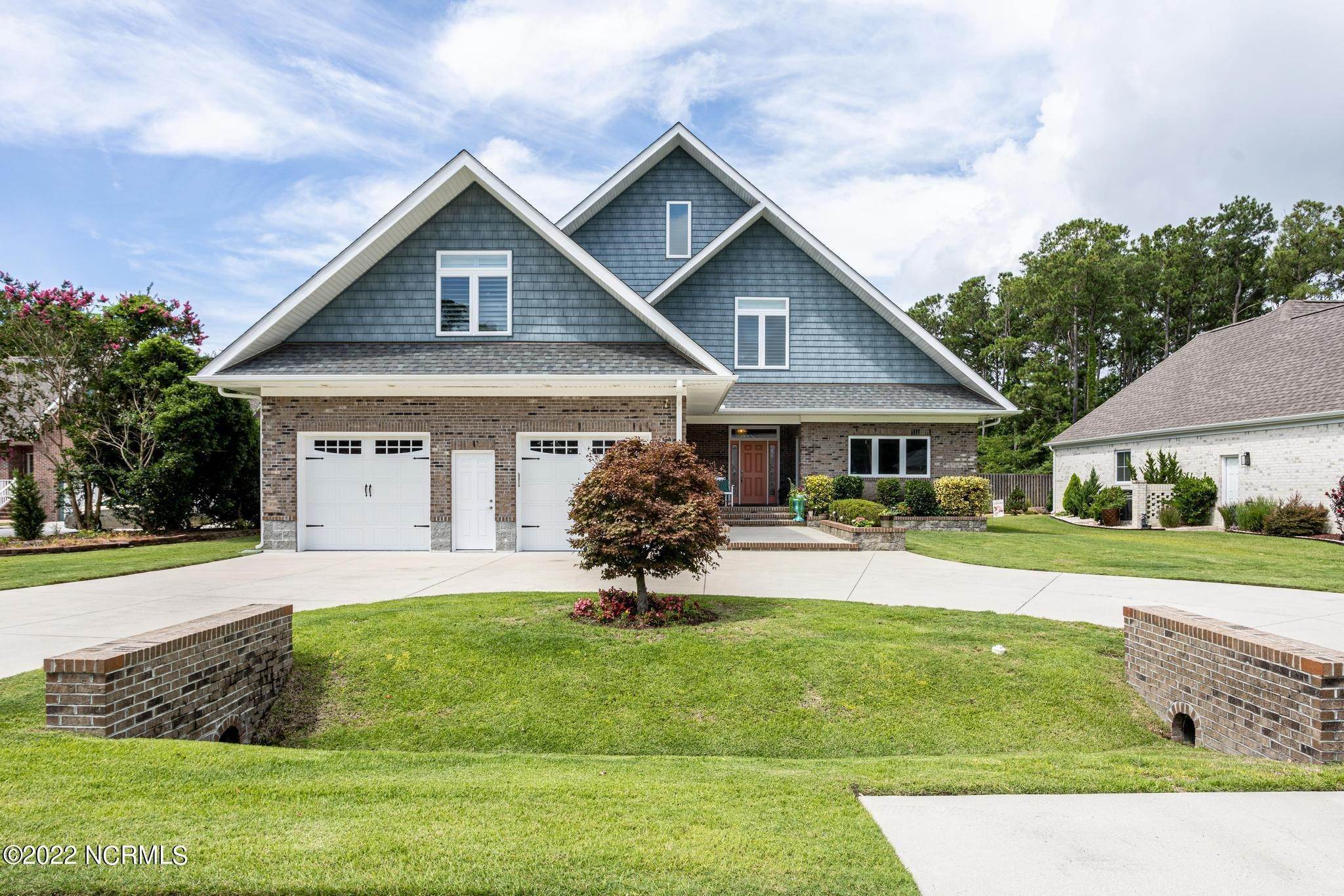 Single Family Homes для того Продажа на 406 Sawgrass Cove Sneads Ferry, Северная Каролина 28460 Соединенные Штаты