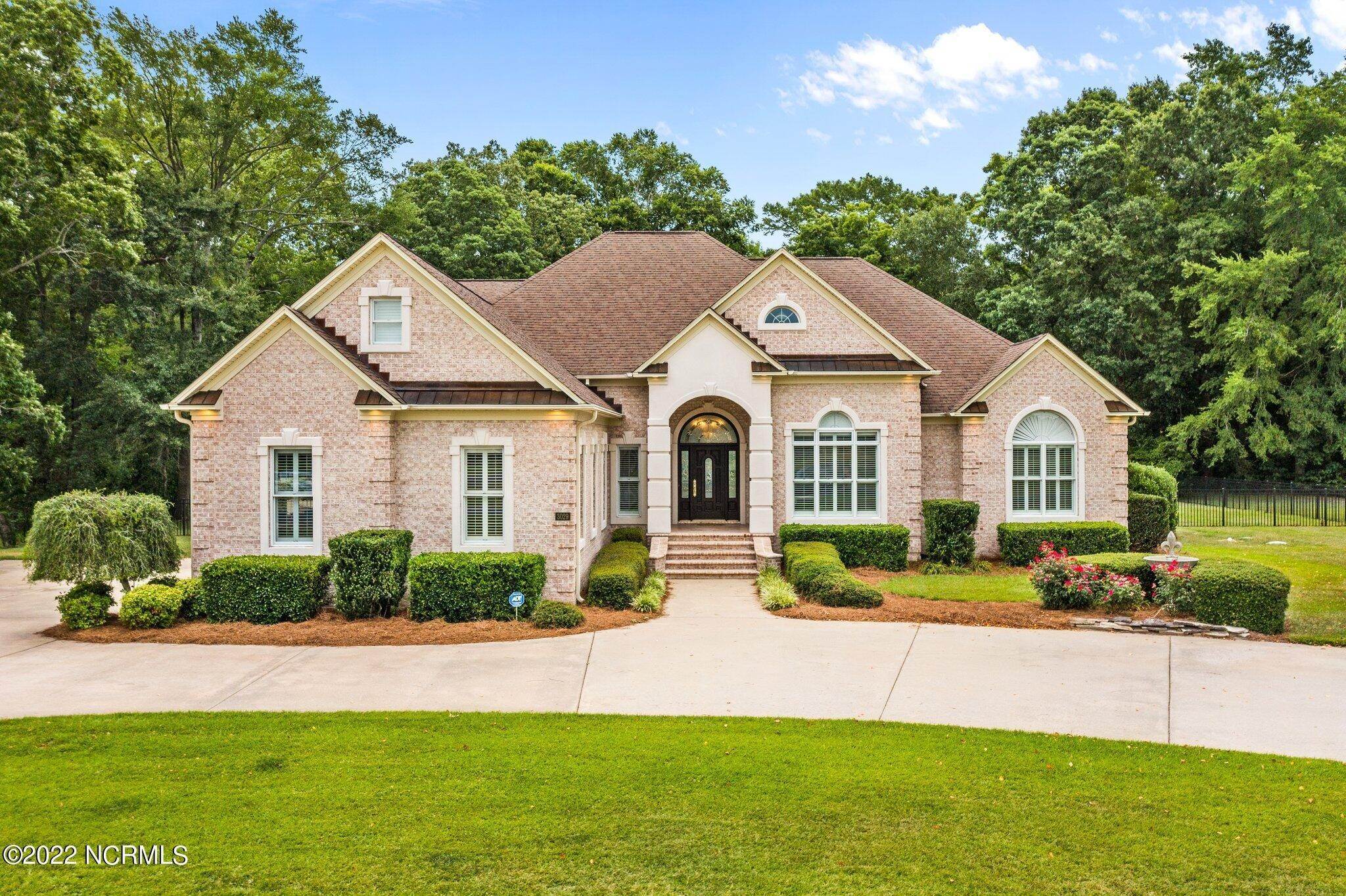Single Family Homes for Sale at 3029 Landing Circle Grimesland, North Carolina 27837 United States