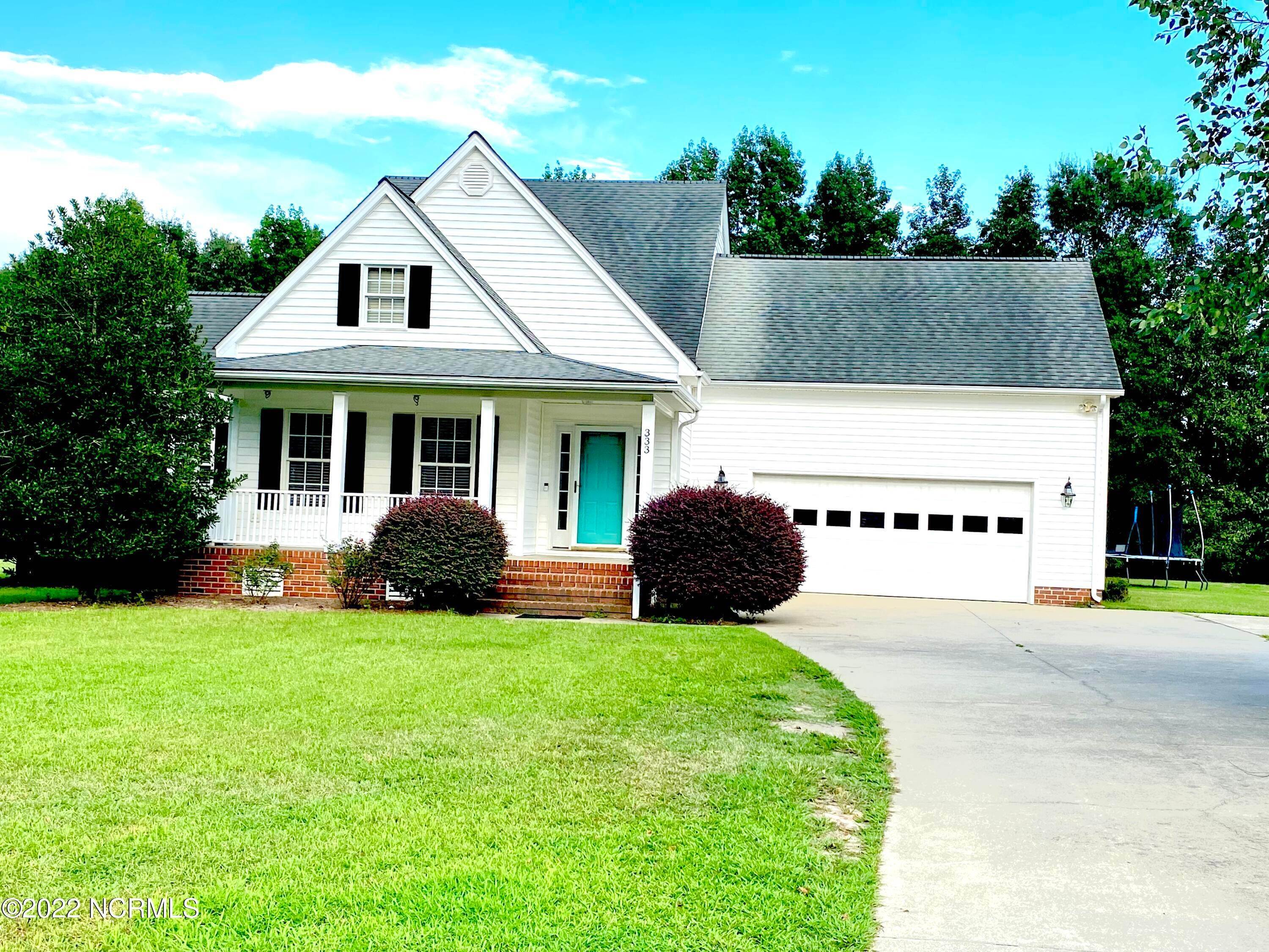 Single Family Homes pour l Vente à 333 Cotton Wood Road Nashville, Caroline du Nord 27856 États-Unis