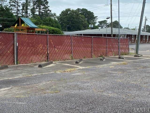 20. Commercial for Sale at 505 Academy Street Ahoskie, North Carolina 27910 United States