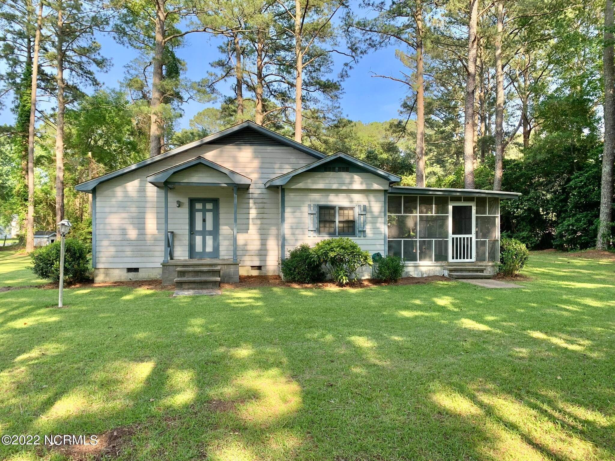 Single Family Homes для того Продажа на 131 Magnolia Drive Blounts Creek, Северная Каролина 27814 Соединенные Штаты