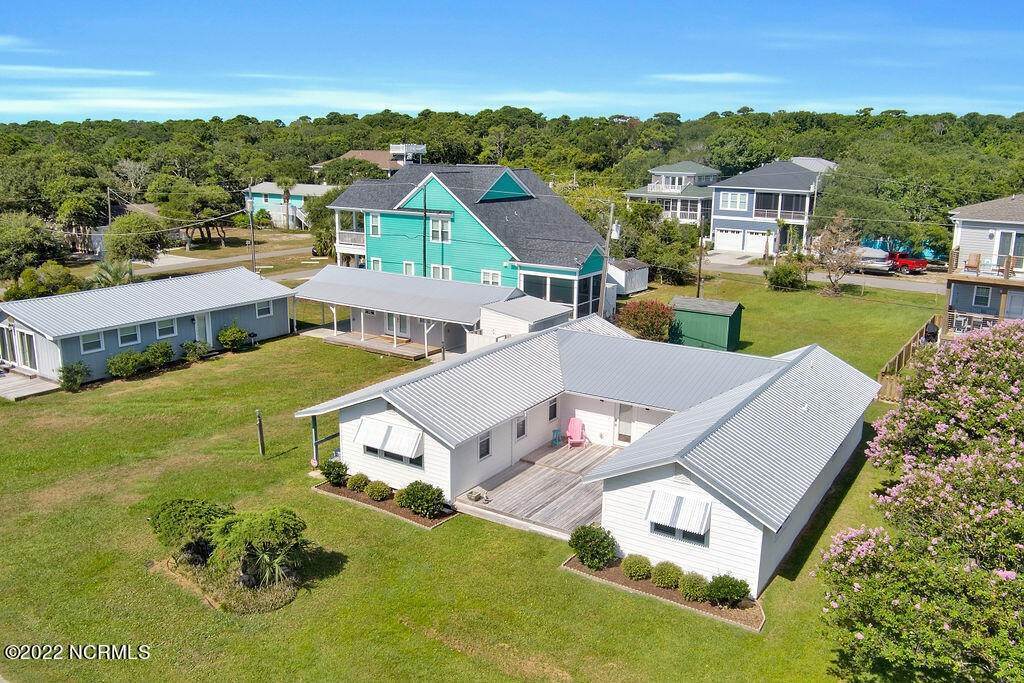 4. Single Family Homes for Sale at 636 & 644 Third Avenue Kure Beach, North Carolina 28449 United States