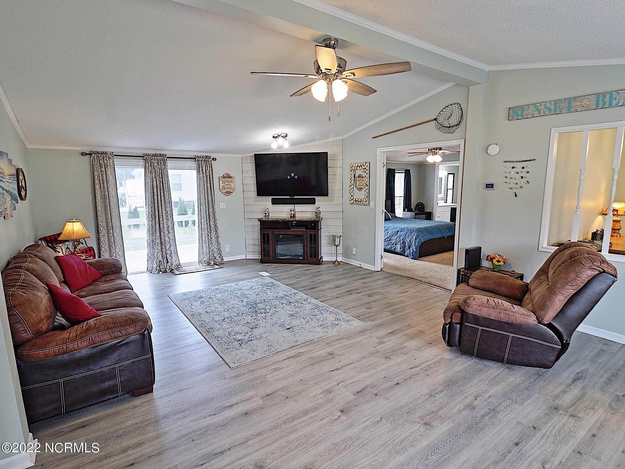 6. Manufactured Home for Sale at 1107 Bow Court Calabash, North Carolina 28467 United States