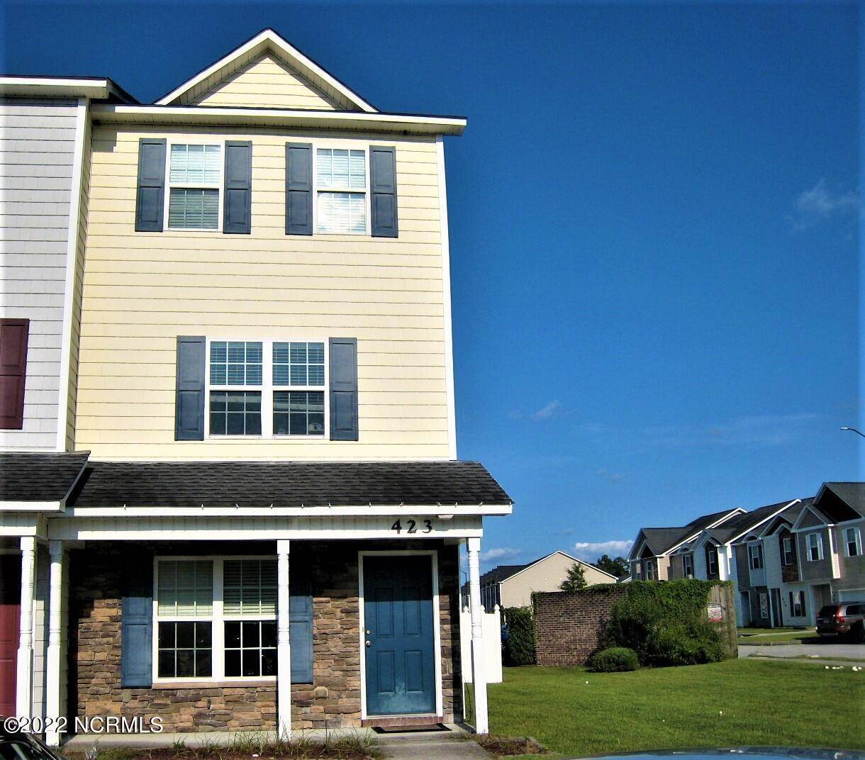 Townhouse for Sale at 423 Caldwell Loop Jacksonville, North Carolina 28546 United States