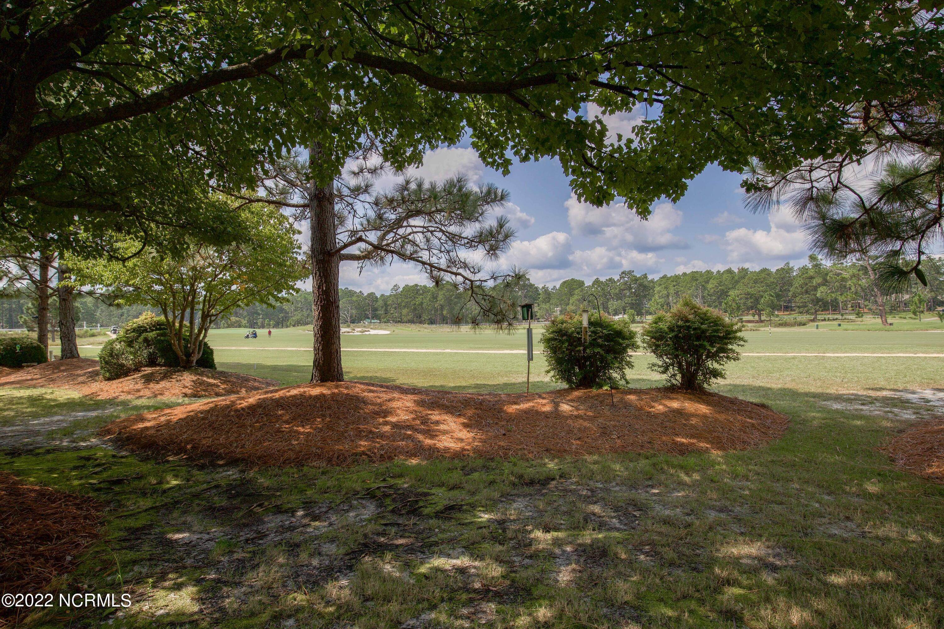 6. Condominiums for Sale at 182 Starland Lane Southern Pines, North Carolina 28387 United States