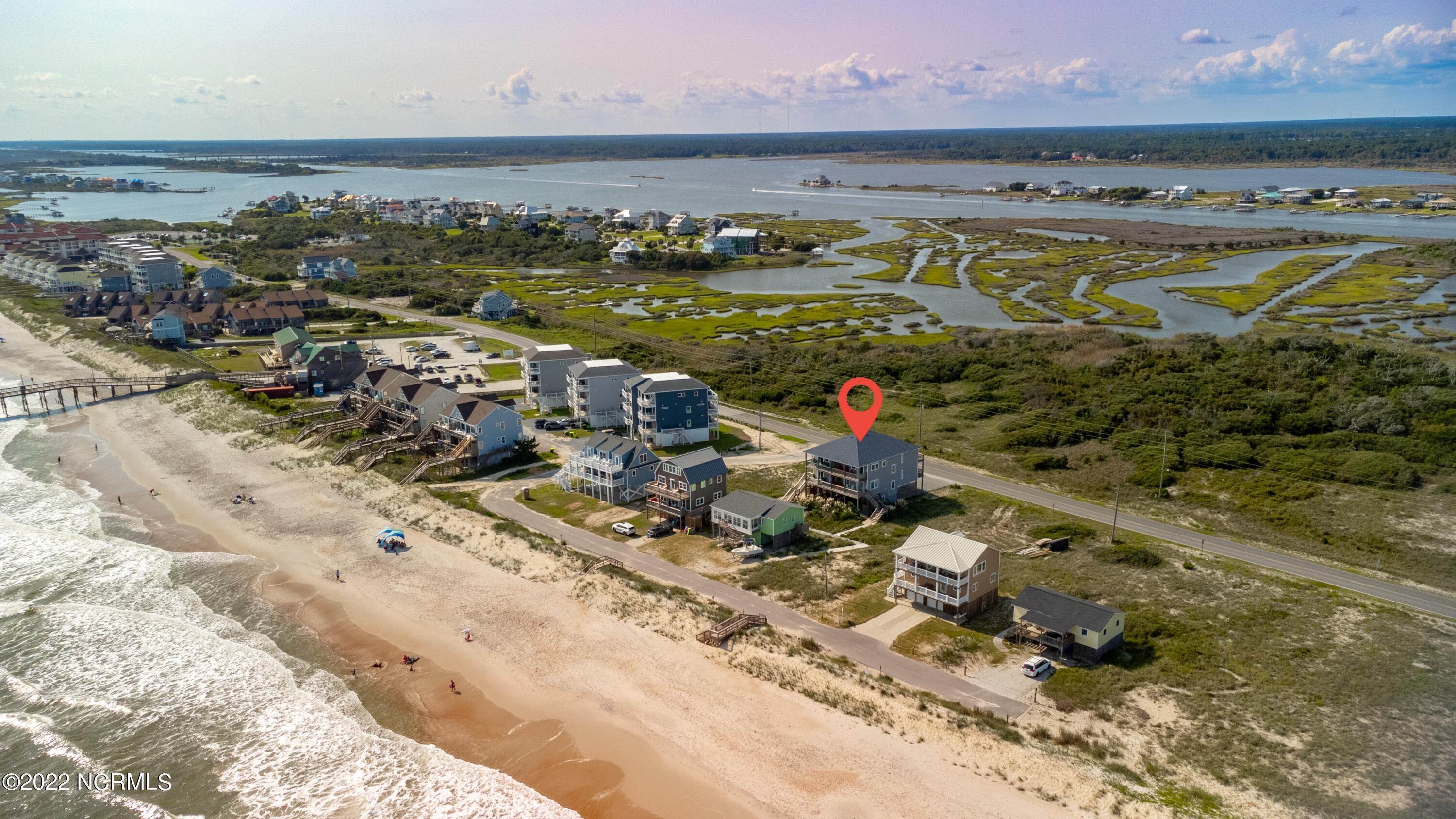 14. Townhouse for Sale at 944 New River Inlet Road N Topsail Beach, North Carolina 28460 United States
