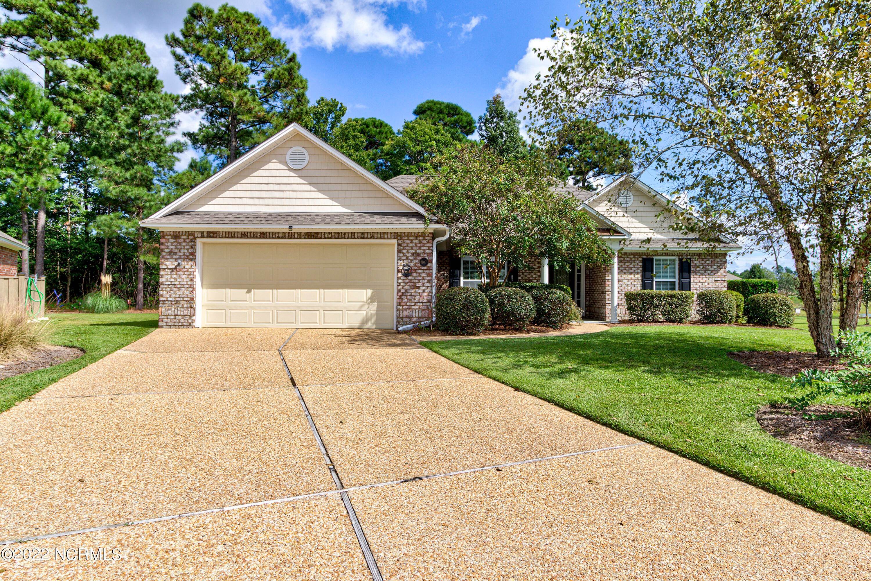 Single Family Homes for Sale at 1107 Jamesford Court Leland, North Carolina 28451 United States