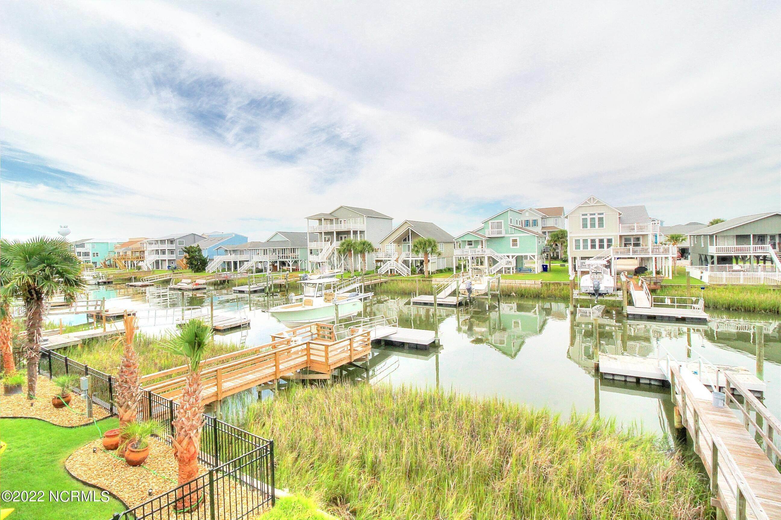10. Single Family Homes for Sale at 73 Concord Street Ocean Isle Beach, North Carolina 28469 United States