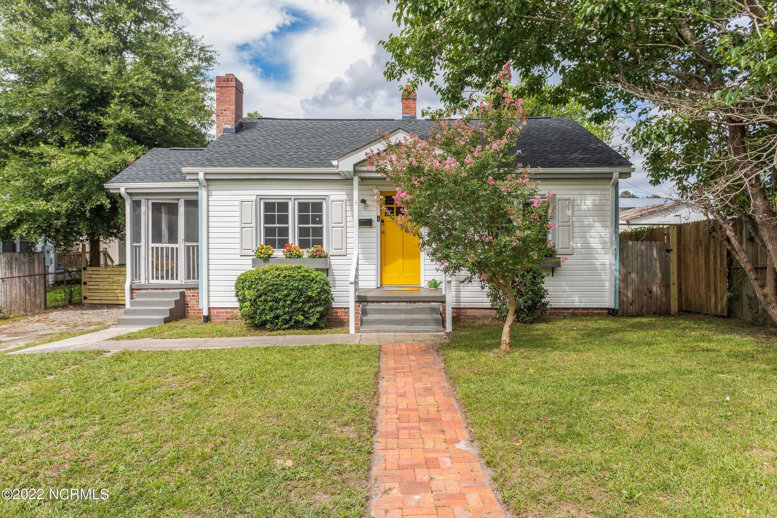 Single Family Homes for Sale at 1837 Washington Street Wilmington, North Carolina 28401 United States