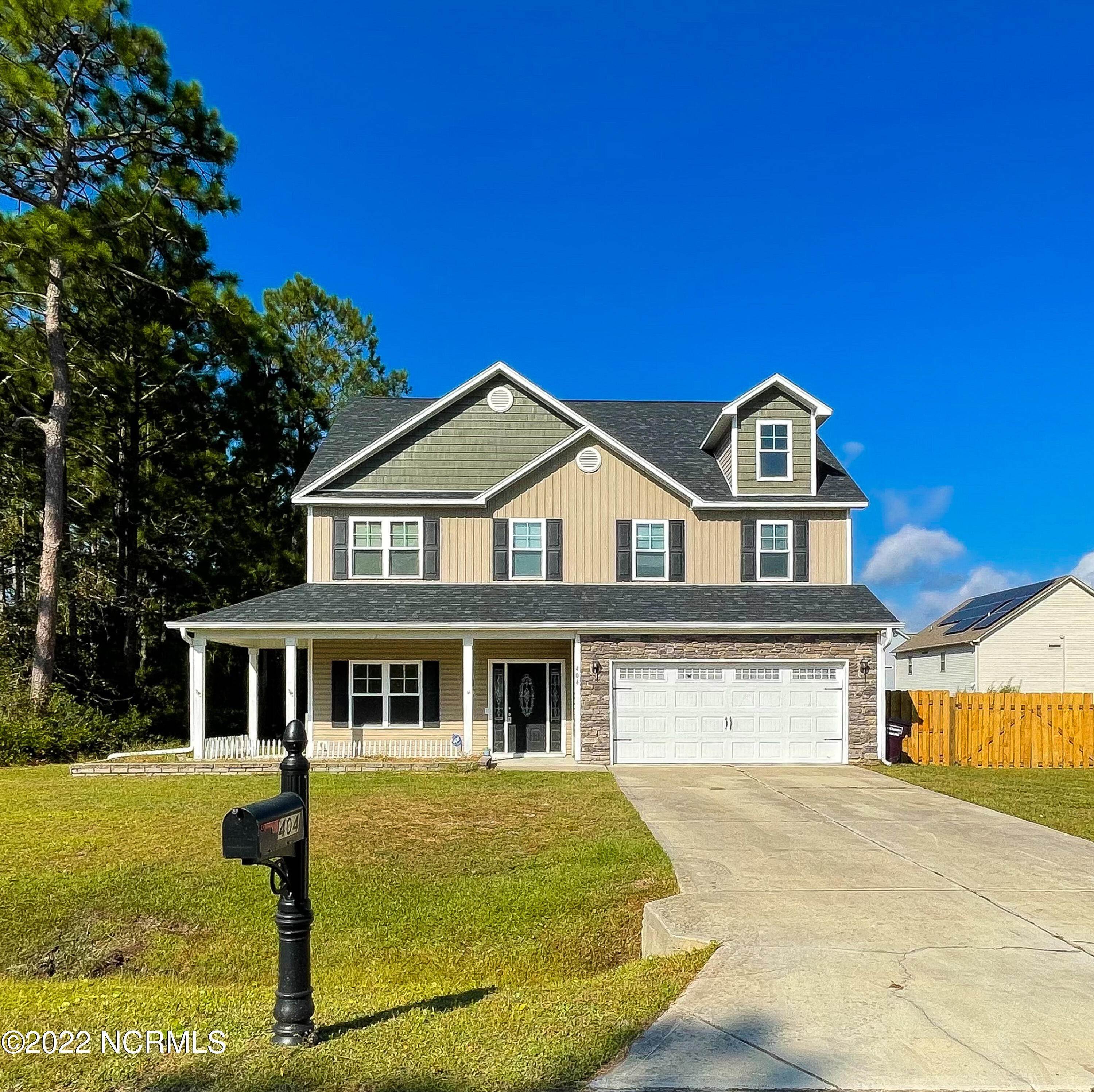 Single Family Homes en 404 Kinroff Drive Hubert, Carolina Del Norte 28539 Estados Unidos