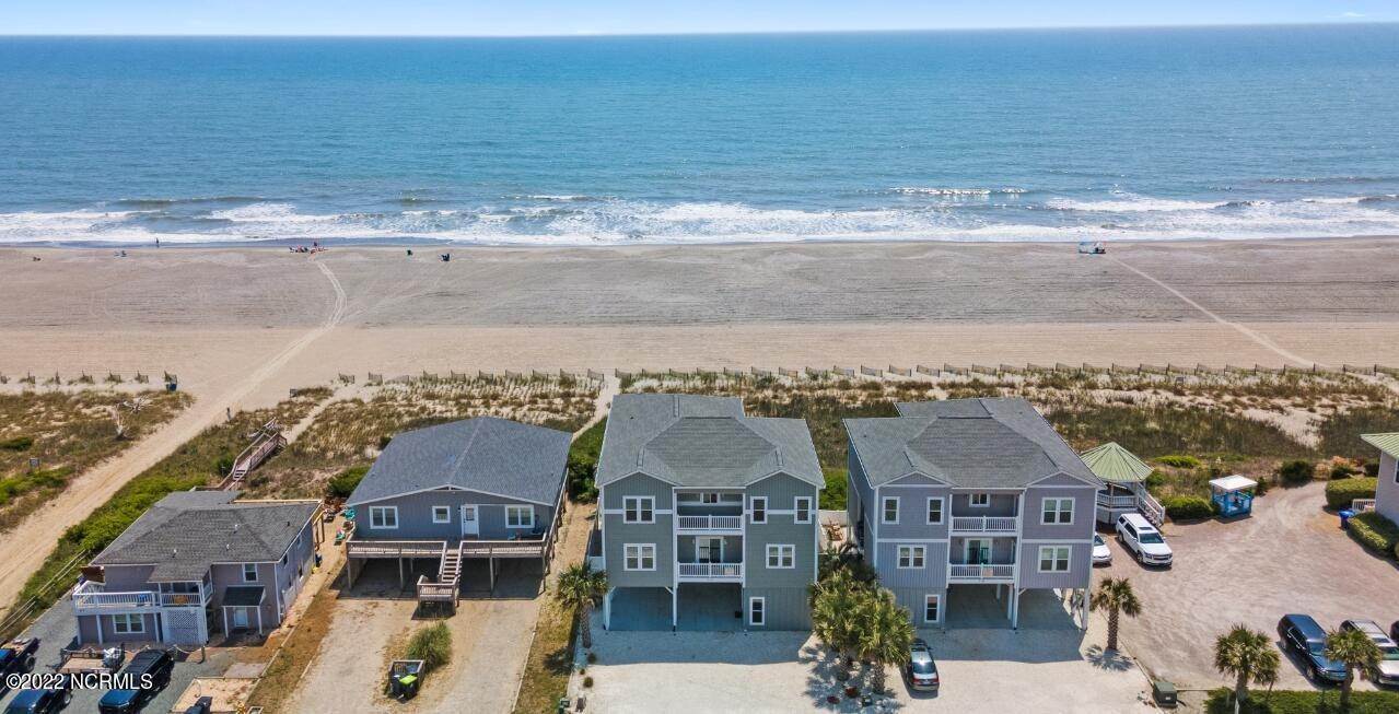 Single Family Homes for Sale at 117 Ocean Boulevard Holden Beach, North Carolina 28462 United States