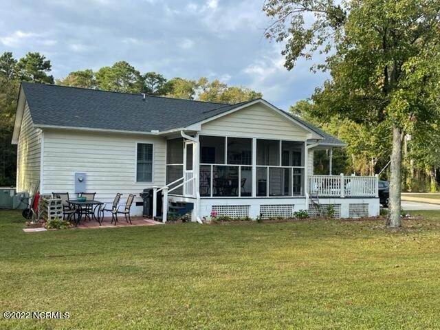 Single Family Homes pour l Vente à 82 Woodbury Road Elizabethtown, Caroline du Nord 28337 États-Unis
