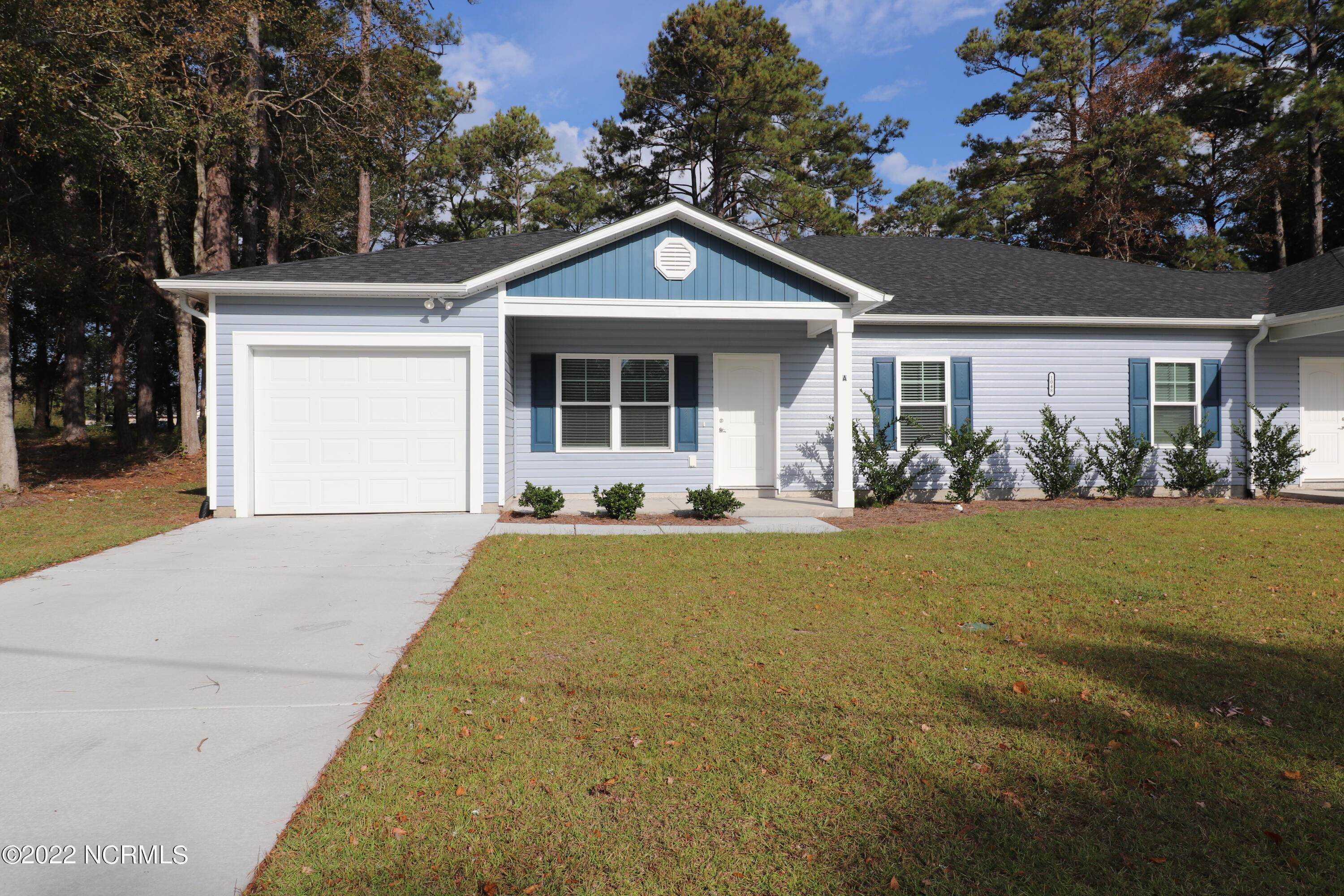 Duplex Homes at 1048 Meares Street Calabash, North Carolina 28467 United States