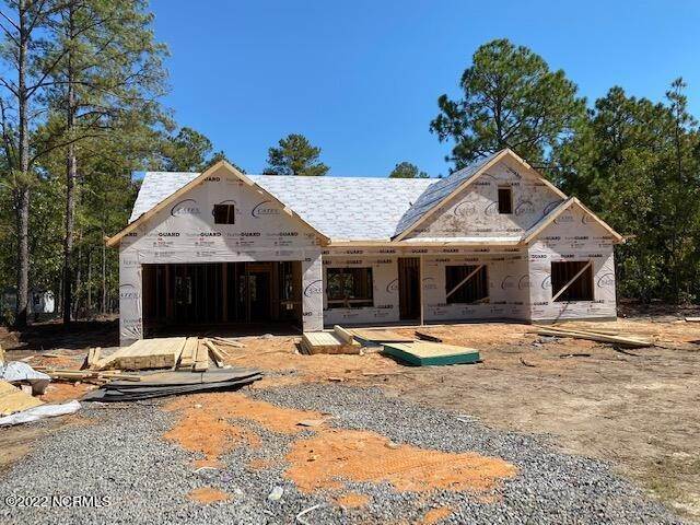 Single Family Homes for Sale at 204 Acorn Knoll Drive Carthage, North Carolina 28327 United States