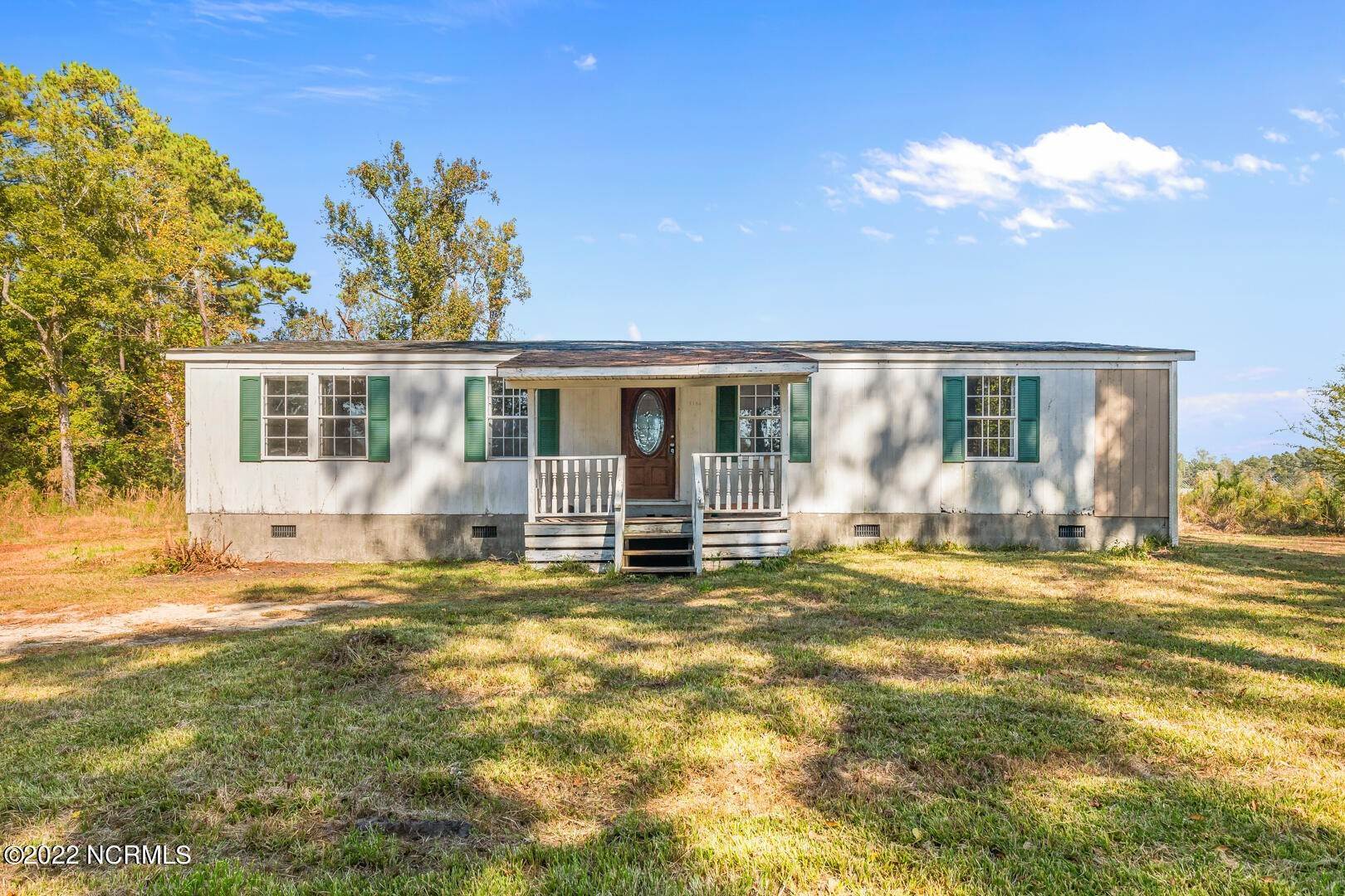 Manufactured Home for Sale at 1186& 1202 Pony Farm Road Jacksonville, North Carolina 28540 United States