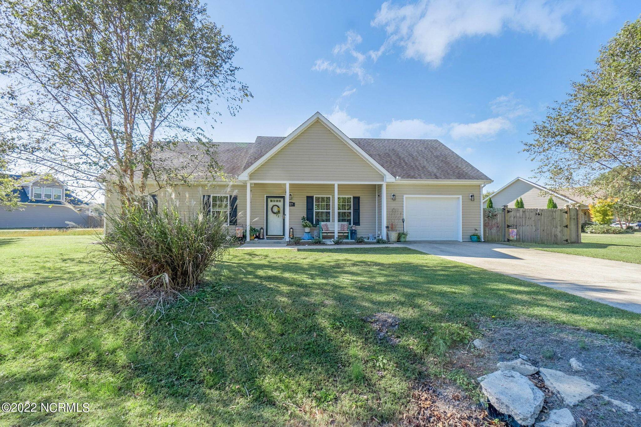 Single Family Homes для того Продажа на 227 Laurel Woods Way Currituck, Северная Каролина 27929 Соединенные Штаты