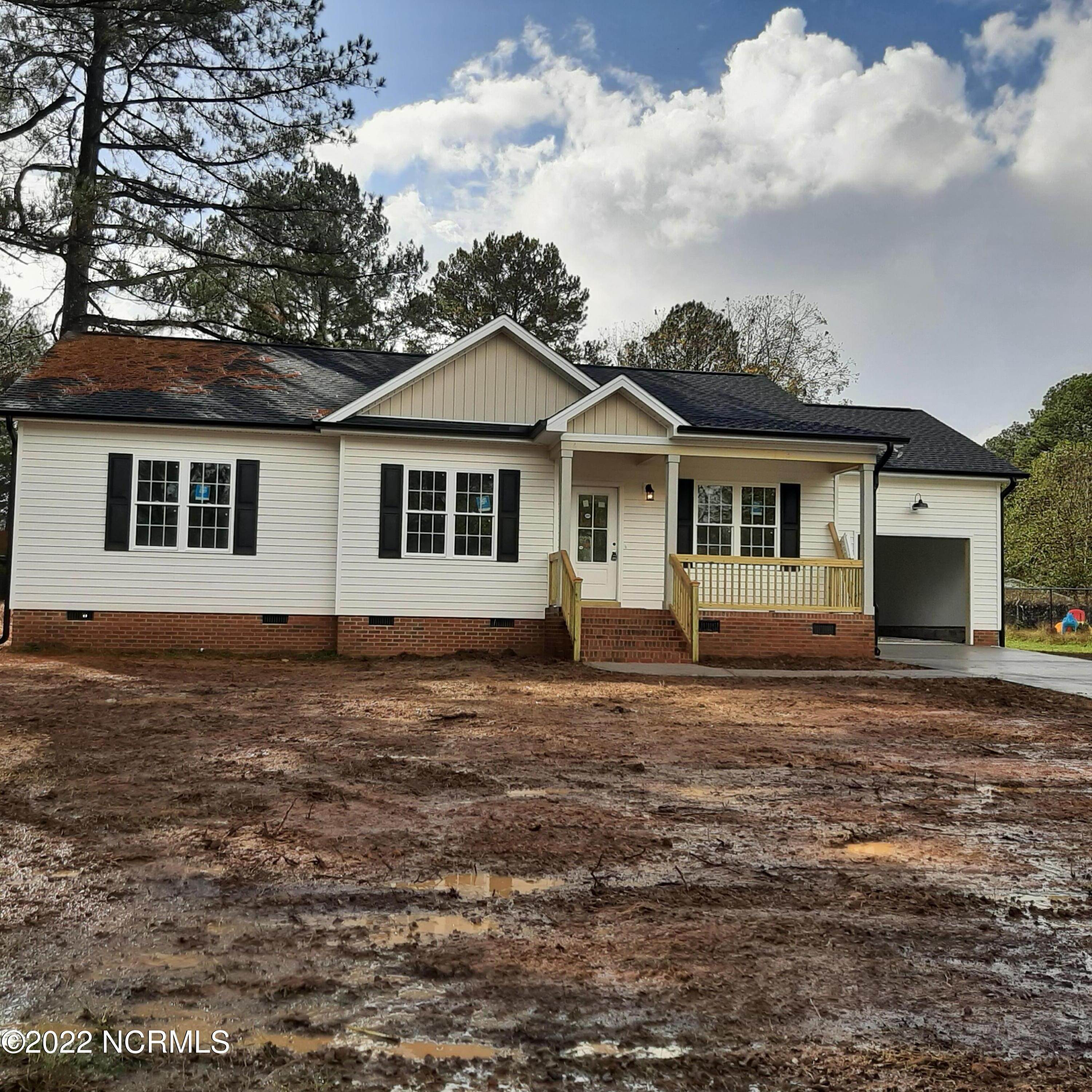 Single Family Homes por un Venta en 114 Warren Street Spring Hope, Carolina Del Norte 27882 Estados Unidos