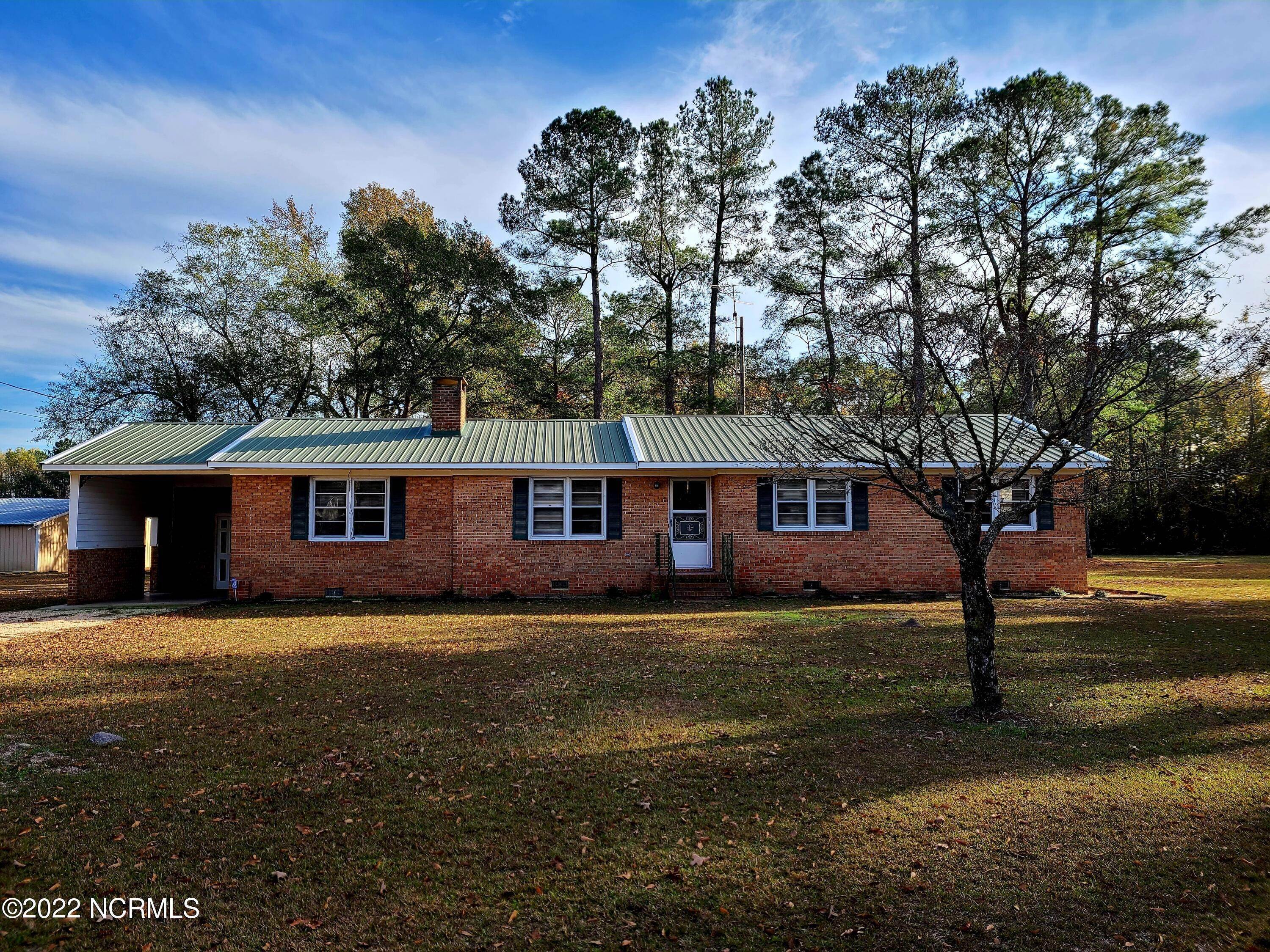 Single Family Homes for Sale at 12175 Boykin Bridge Road Roseboro, North Carolina 28382 United States