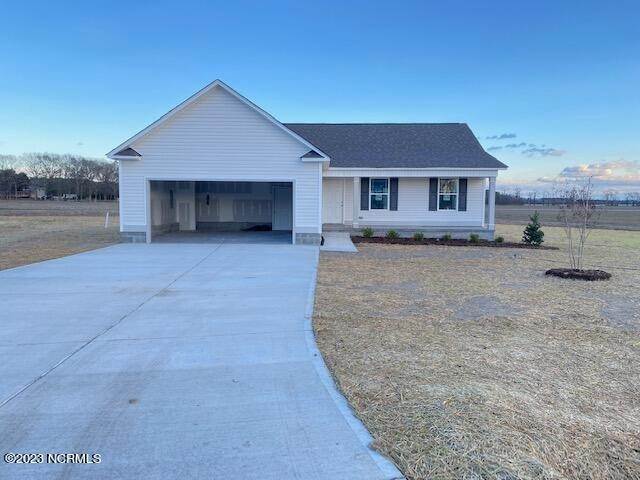 Single Family Homes для того Продажа на 102 Michael Thomas Place La Grange, Северная Каролина 28551 Соединенные Штаты