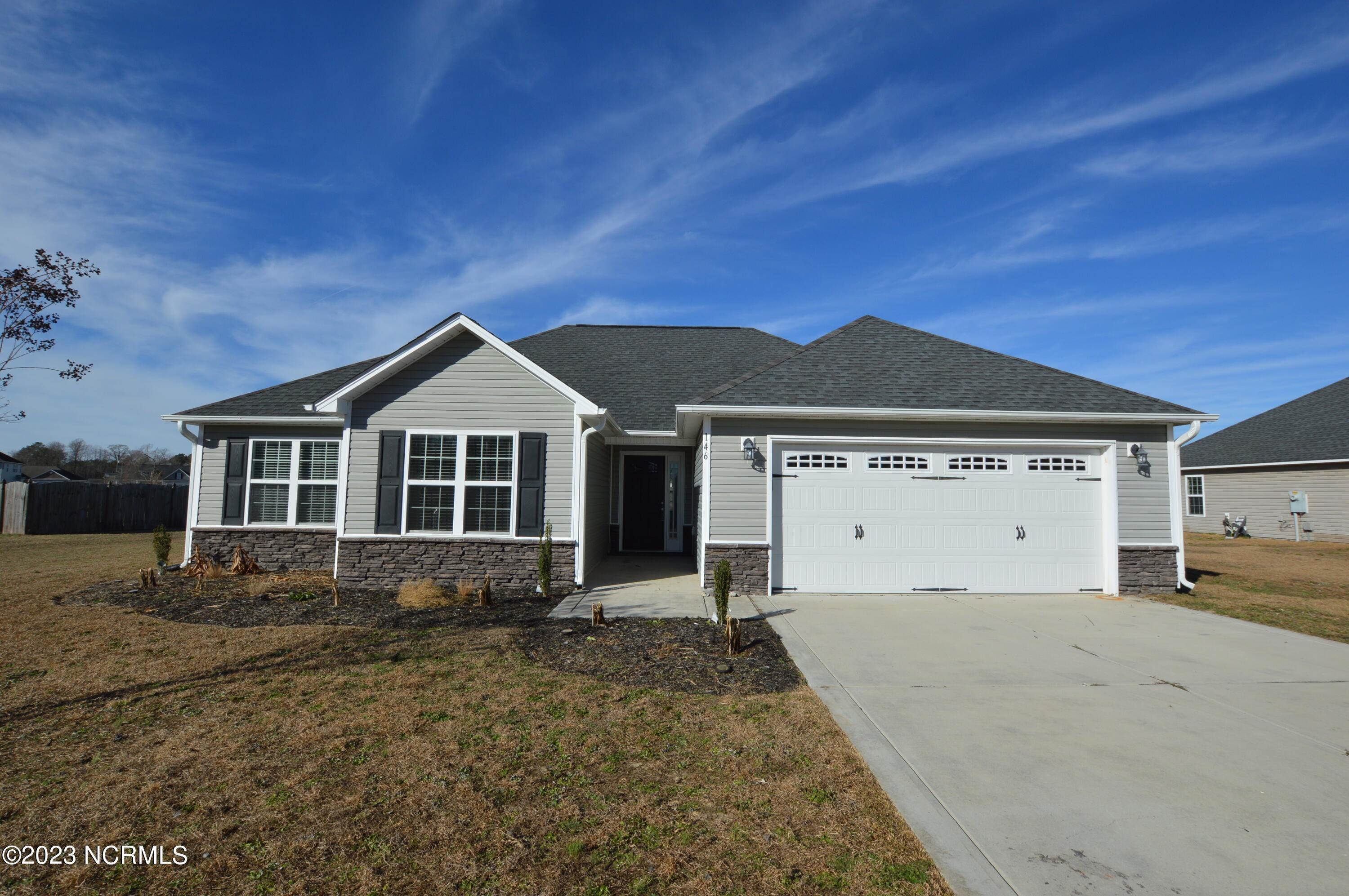 Single Family Homes в 146 Prelude Drive Richlands, Северная Каролина 28574 Соединенные Штаты