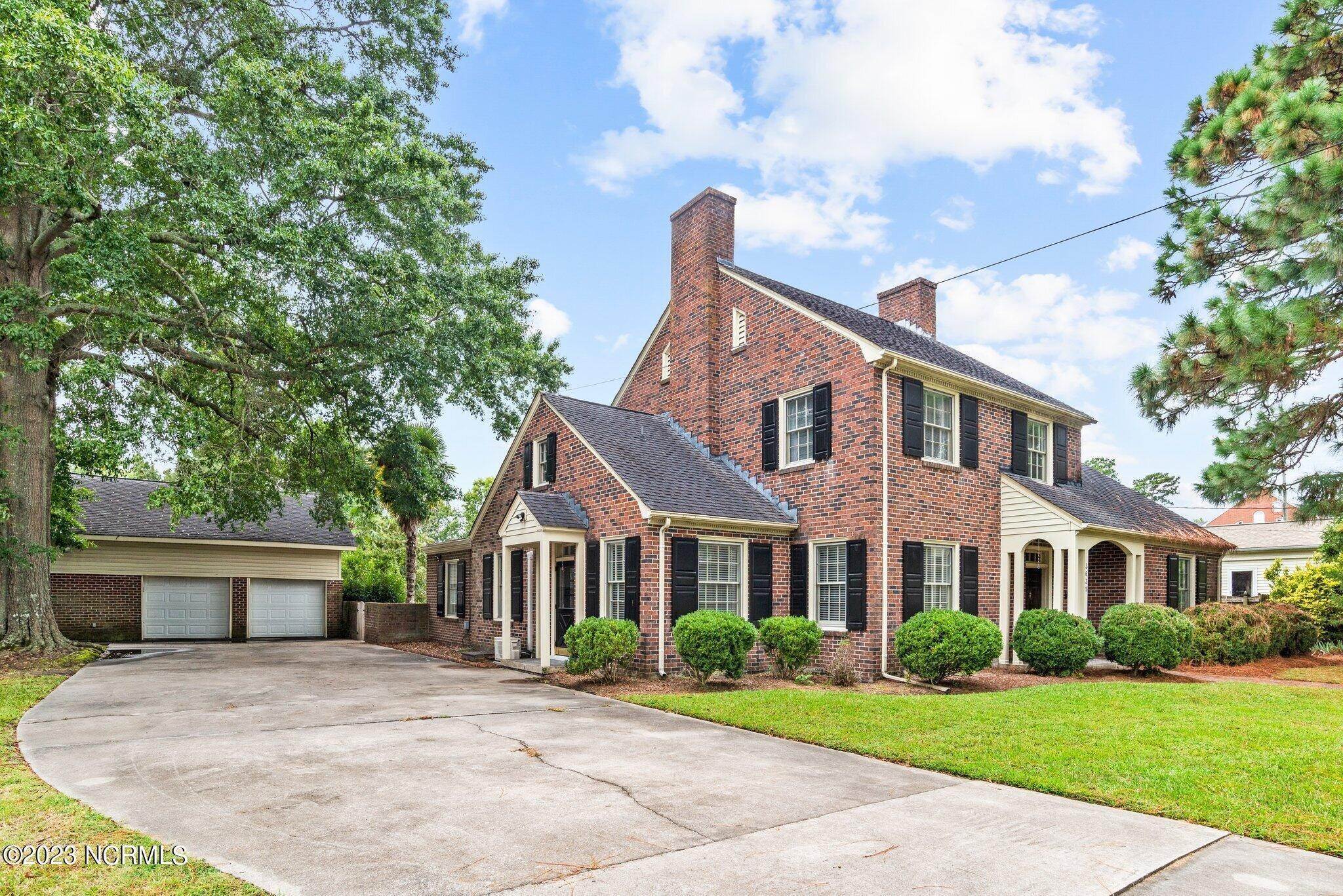 Single Family Homes для того Продажа на 3631 East Wilson Street Farmville, Северная Каролина 27828 Соединенные Штаты