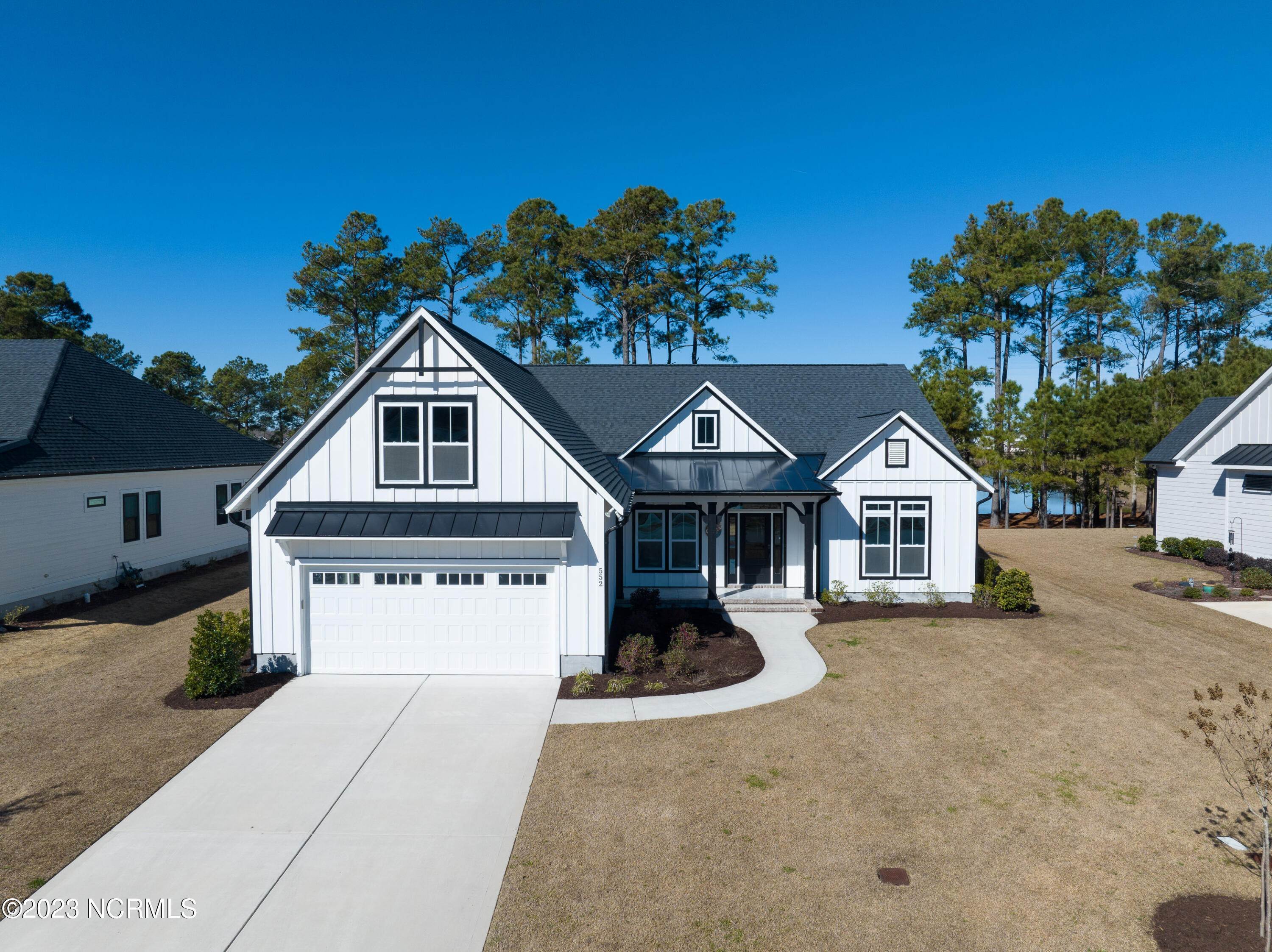 Single Family Homes for Sale at 552 Moss Lake Lane Holly Ridge, North Carolina 28445 United States