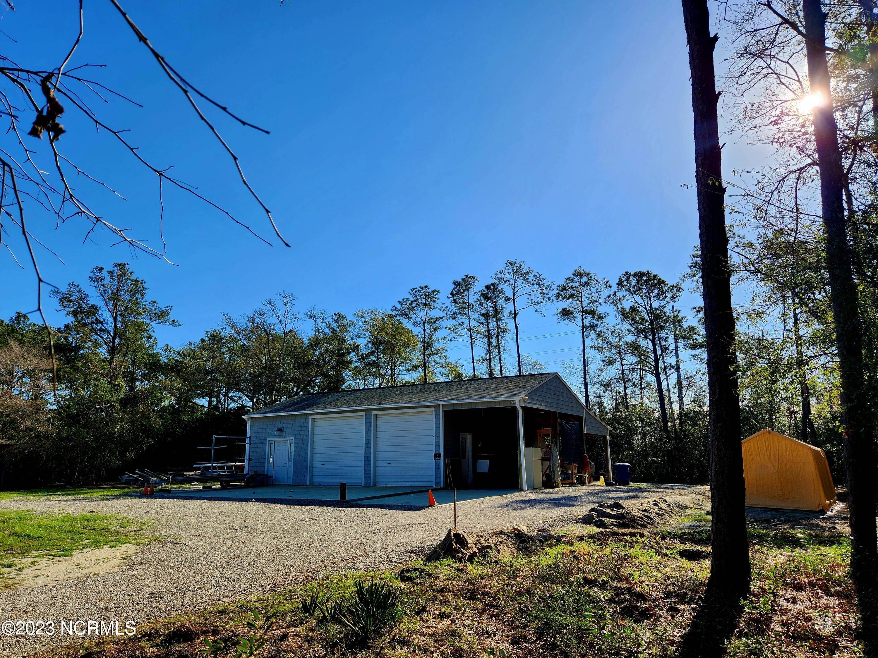 Commercial for Sale at 362 Old Highway 58 Cedar Point, North Carolina 28584 United States