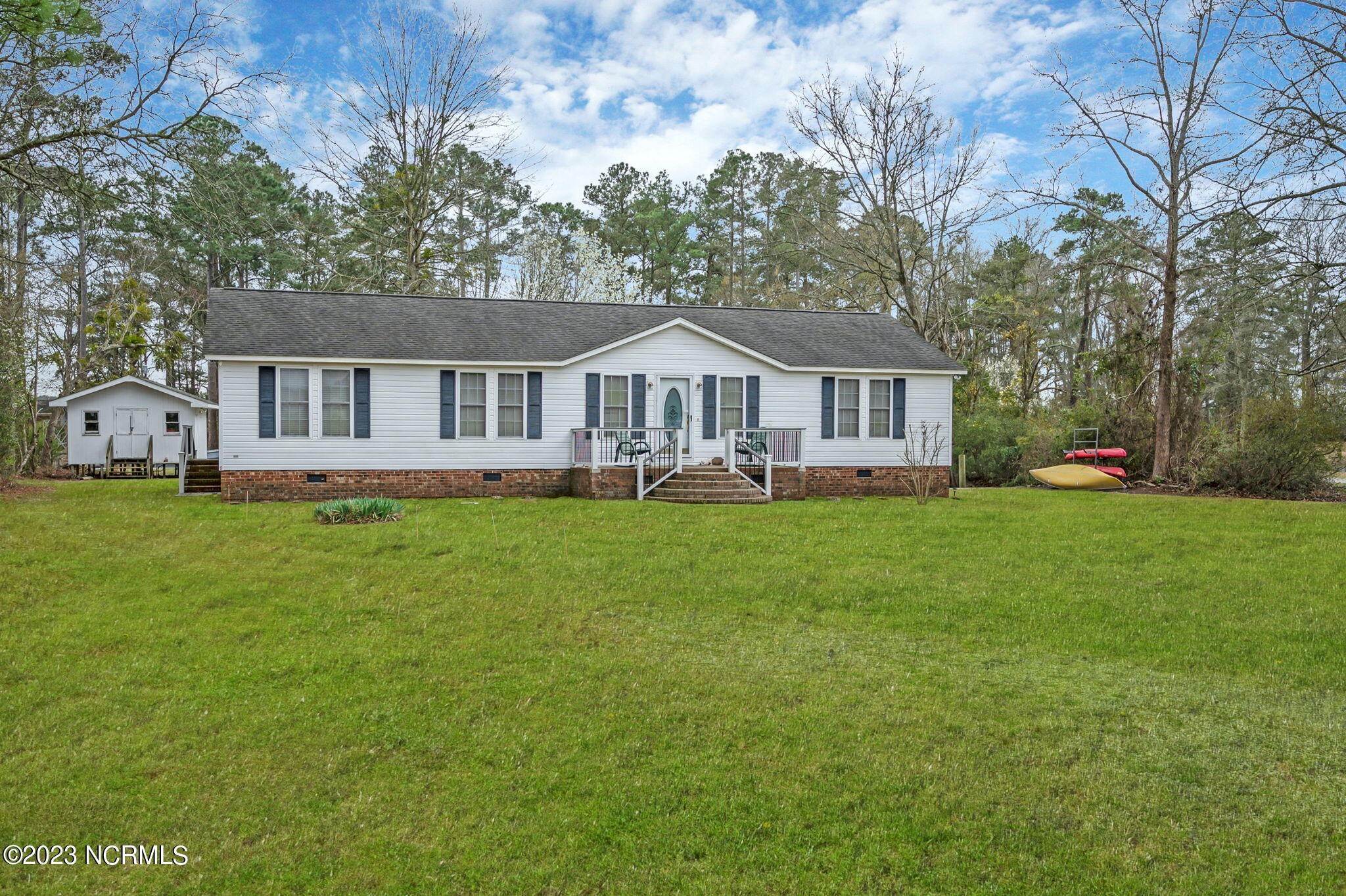 Manufactured Home for Sale at 275 Foreman Lane Belhaven, North Carolina 27810 United States