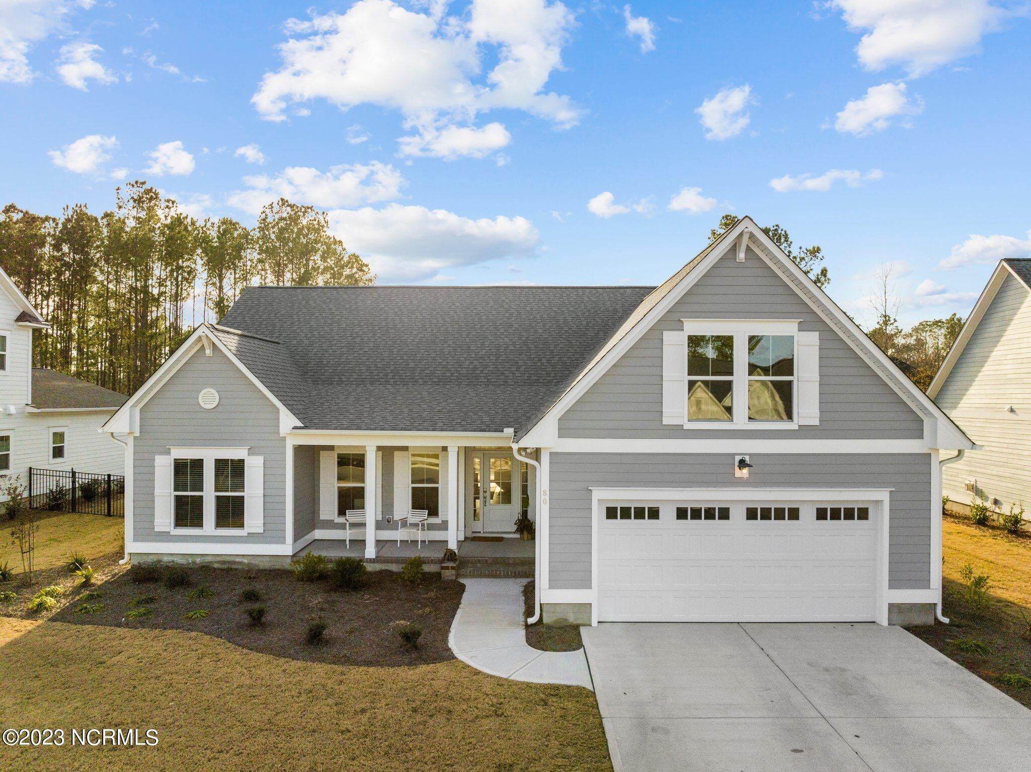 Single Family Homes en 80 Jackline Drive Hampstead, Carolina Del Norte 28443 Estados Unidos