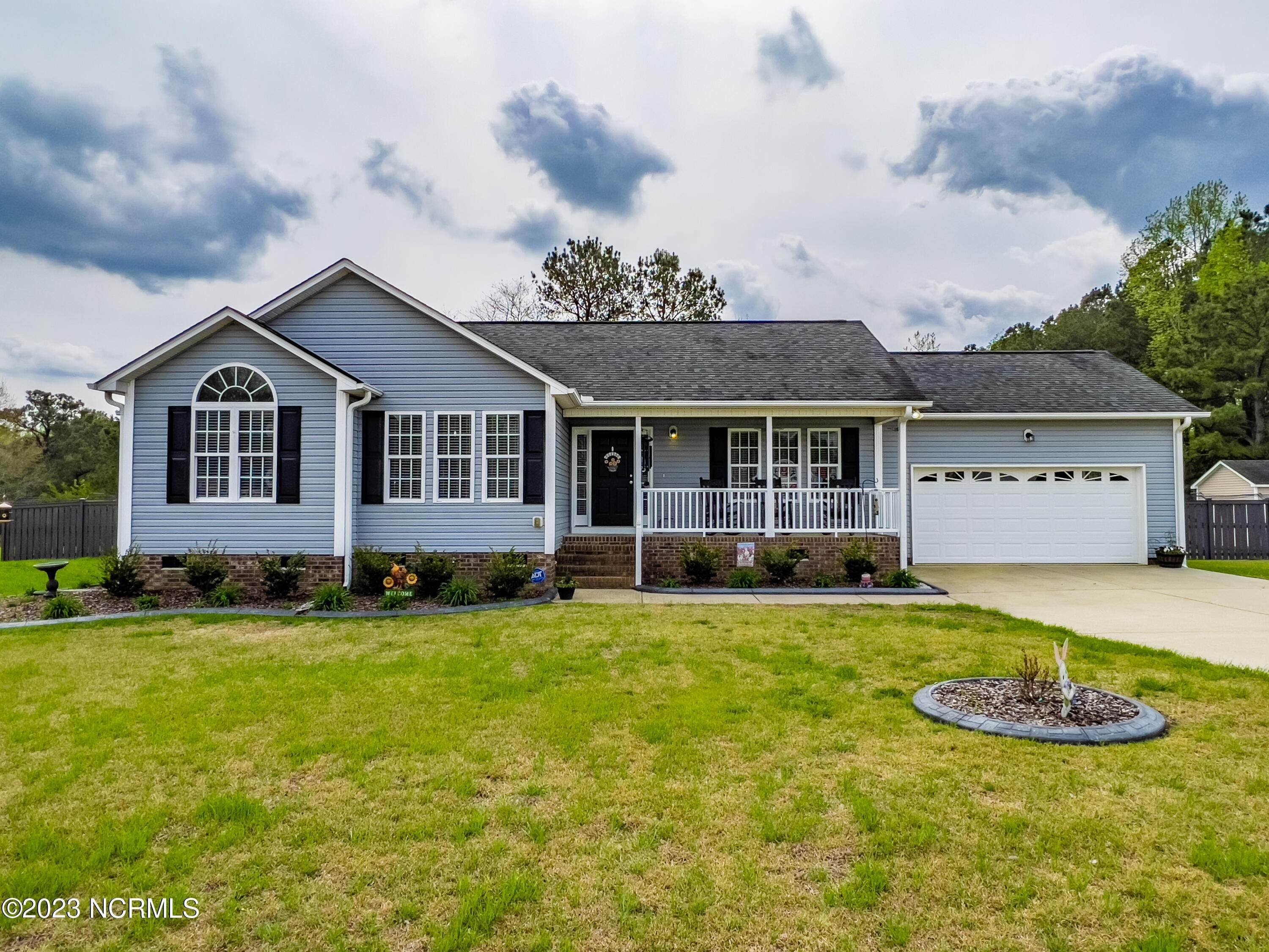 Single Family Homes for Sale at 120 Starlight Drive Lillington, North Carolina 27546 United States