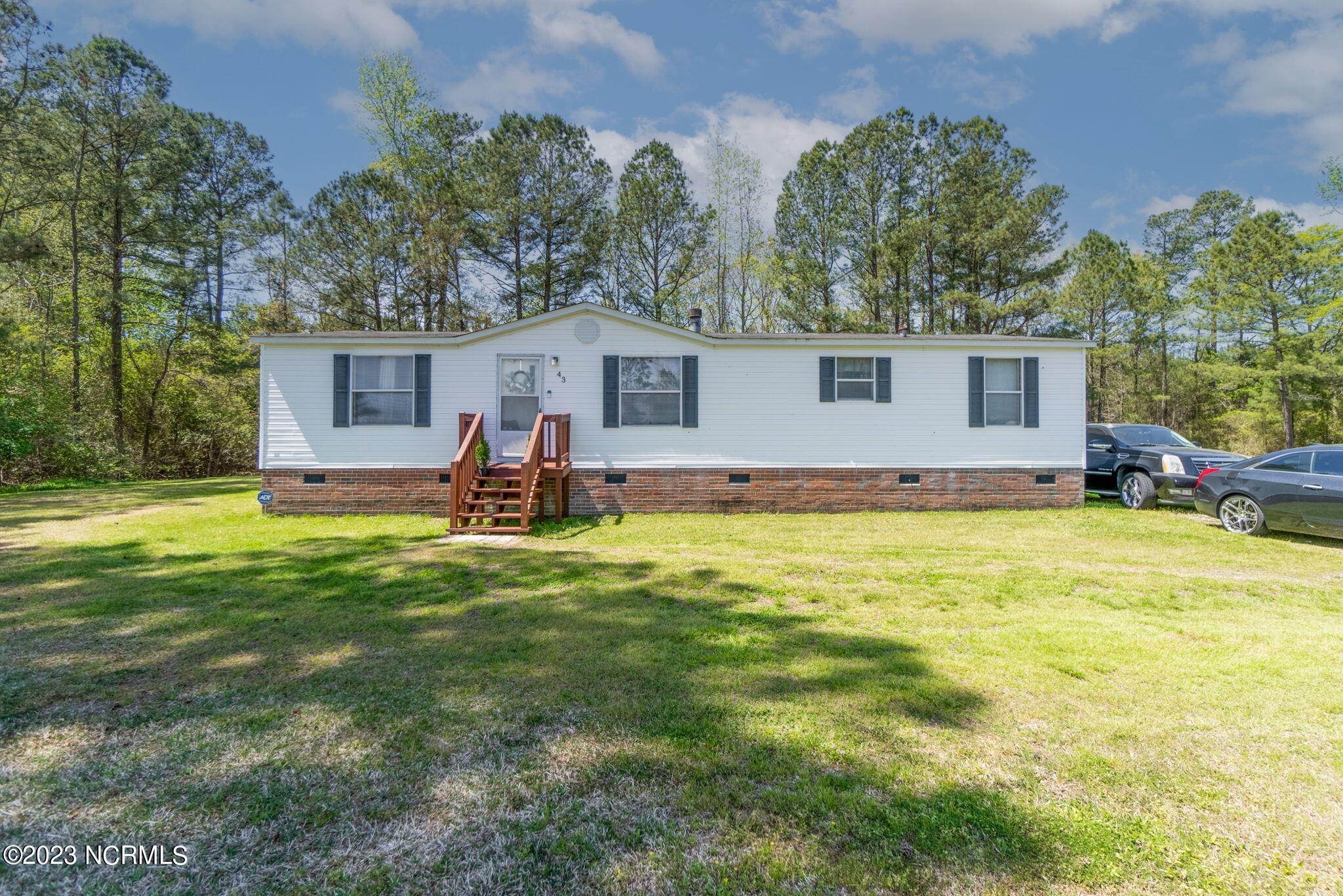 Manufactured Home for Sale at 43 Nc Highway 37 Gatesville, North Carolina 27938 United States