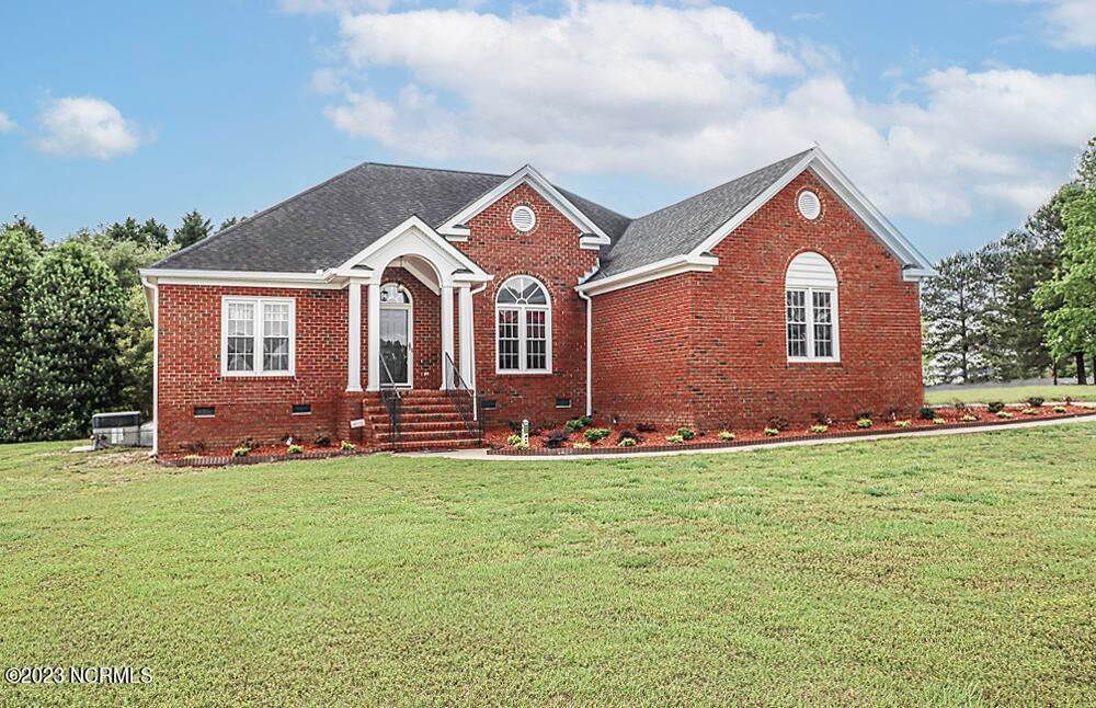 Single Family Homes for Sale at 3506 Windbriar Court Battleboro, North Carolina 27809 United States