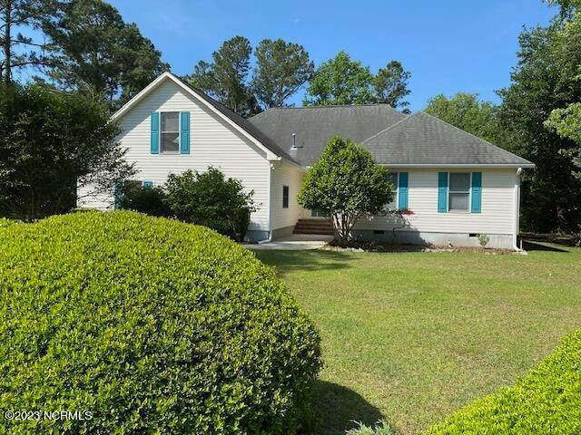 1. Single Family Homes for Sale at 305 Shearwater Drive Hampstead, North Carolina 28443 United States