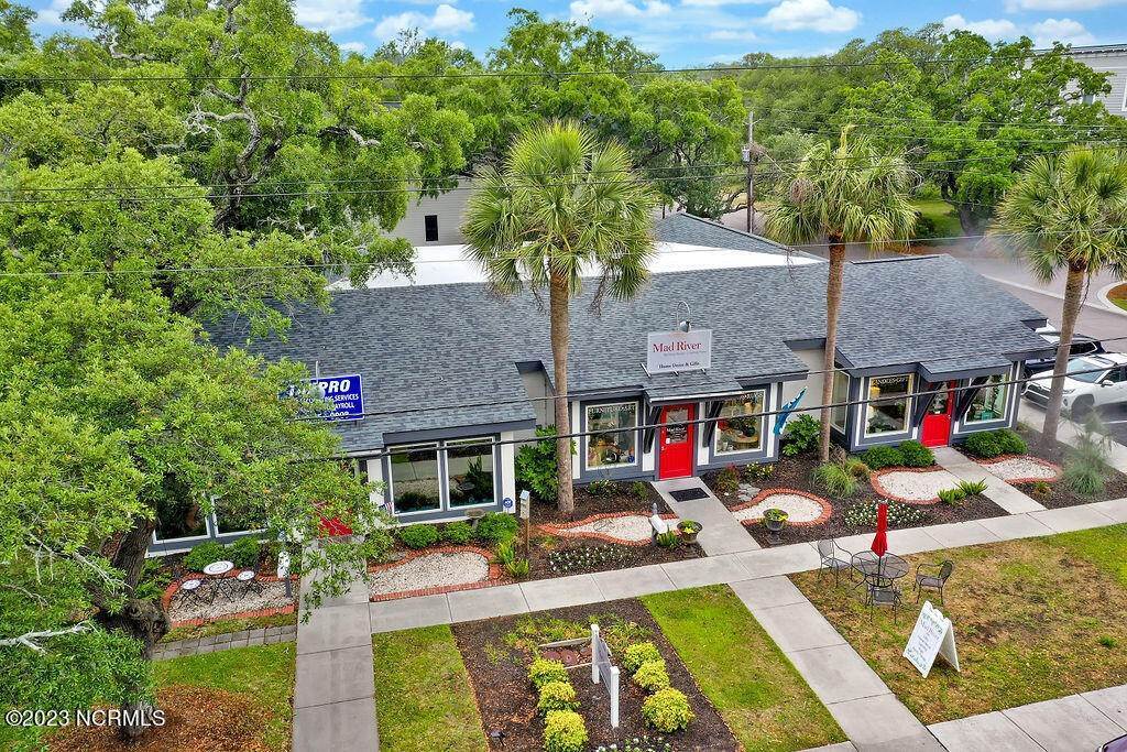 5. Commercial for Sale at 619 Howe Street Southport, North Carolina 28461 United States