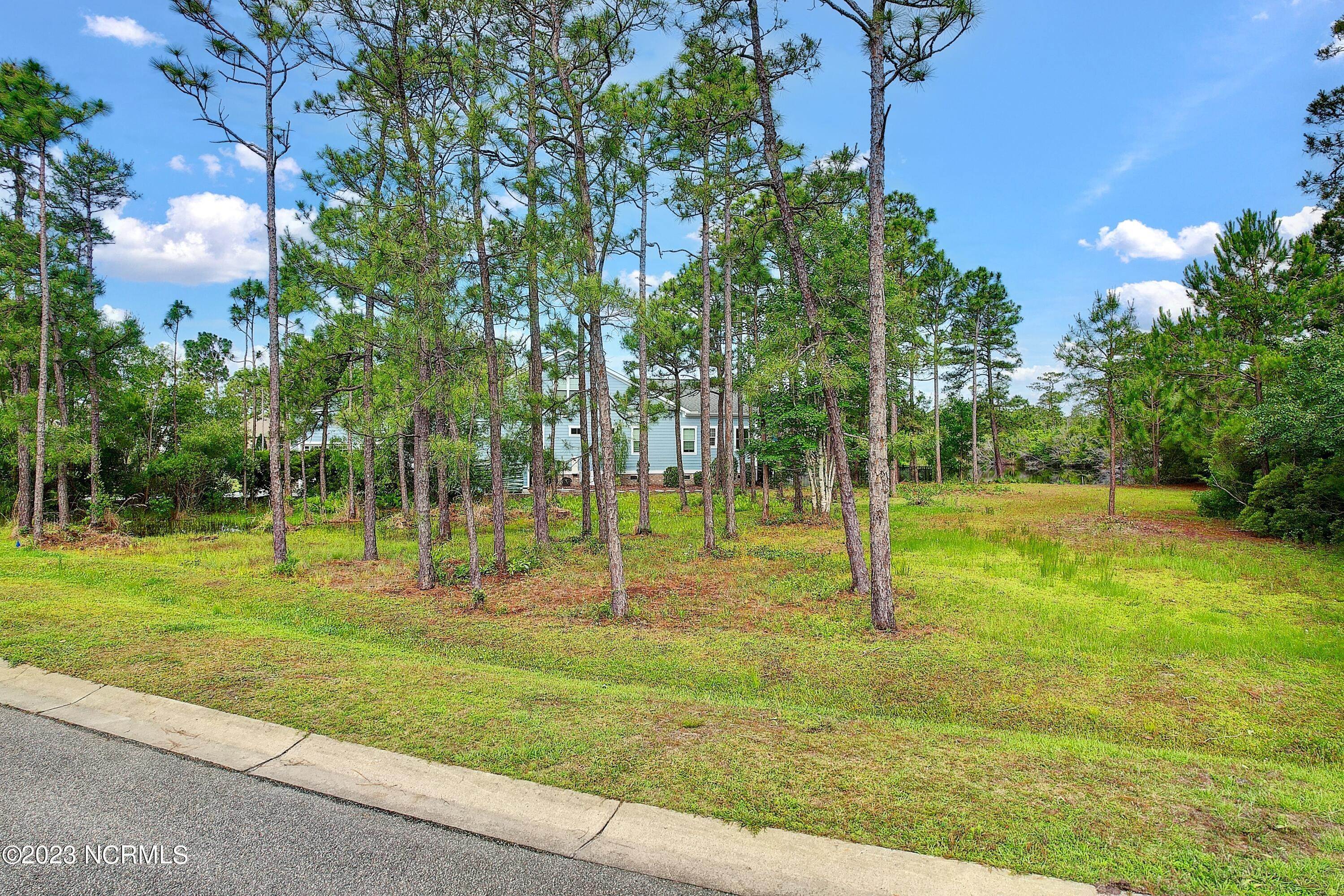 6. Land for Sale at 3124 Moss Hammock Wynd Southport, North Carolina 28461 United States