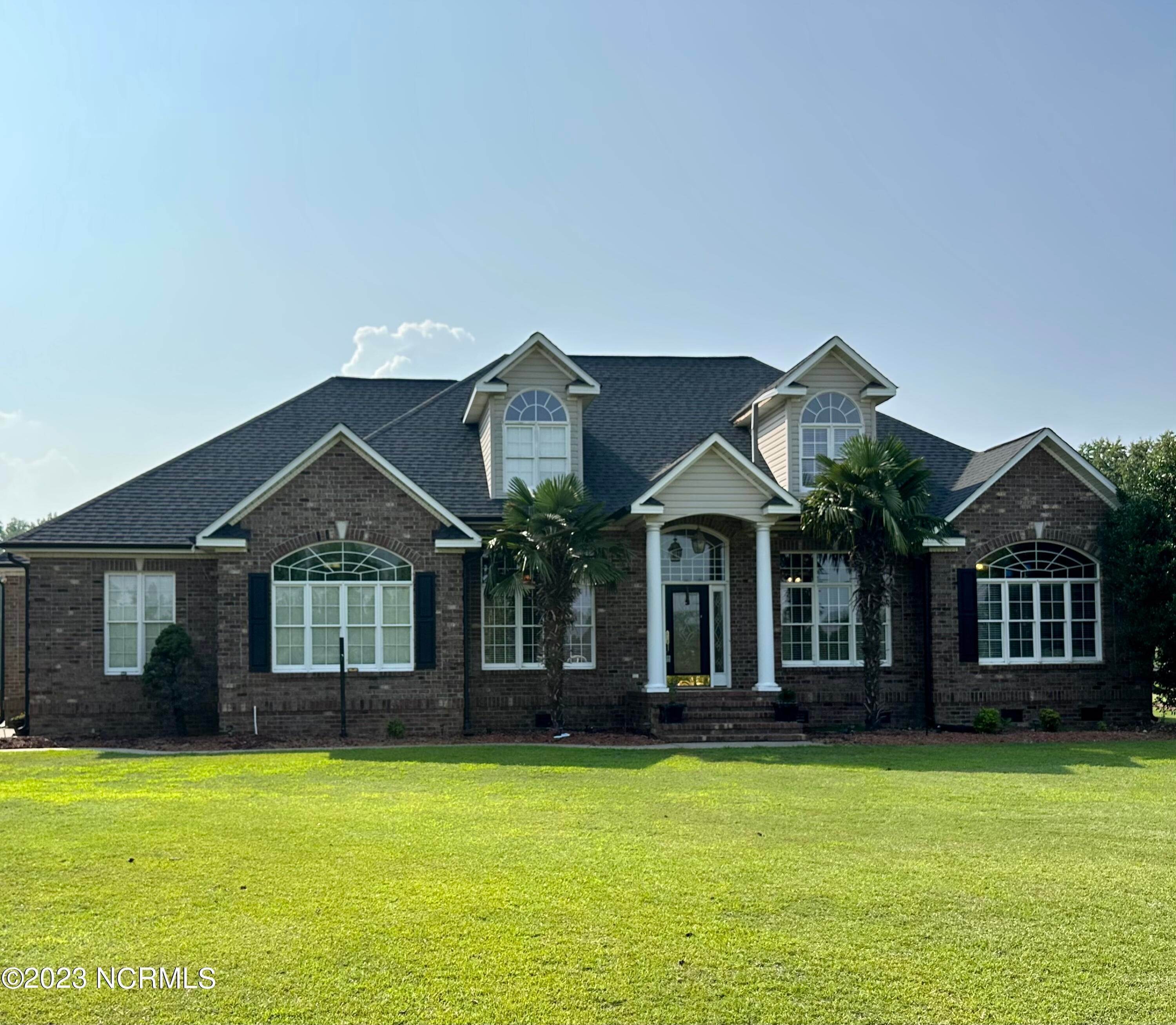 Single Family Homes por un Venta en 2431 Airport Road Fremont, Carolina Del Norte 27830 Estados Unidos