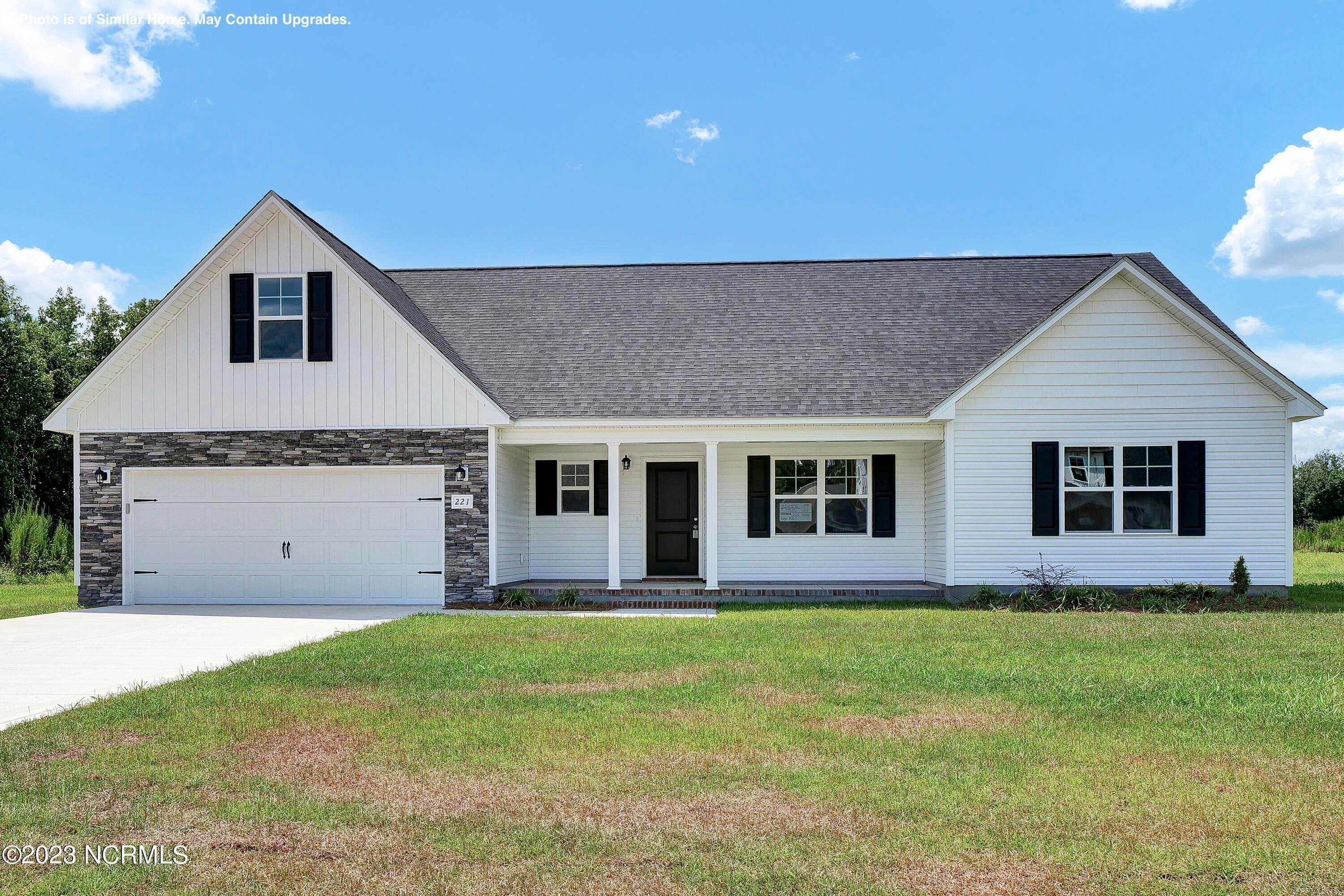 Single Family Homes для того Продажа на 706 Alpha Court Beulaville, Северная Каролина 28518 Соединенные Штаты