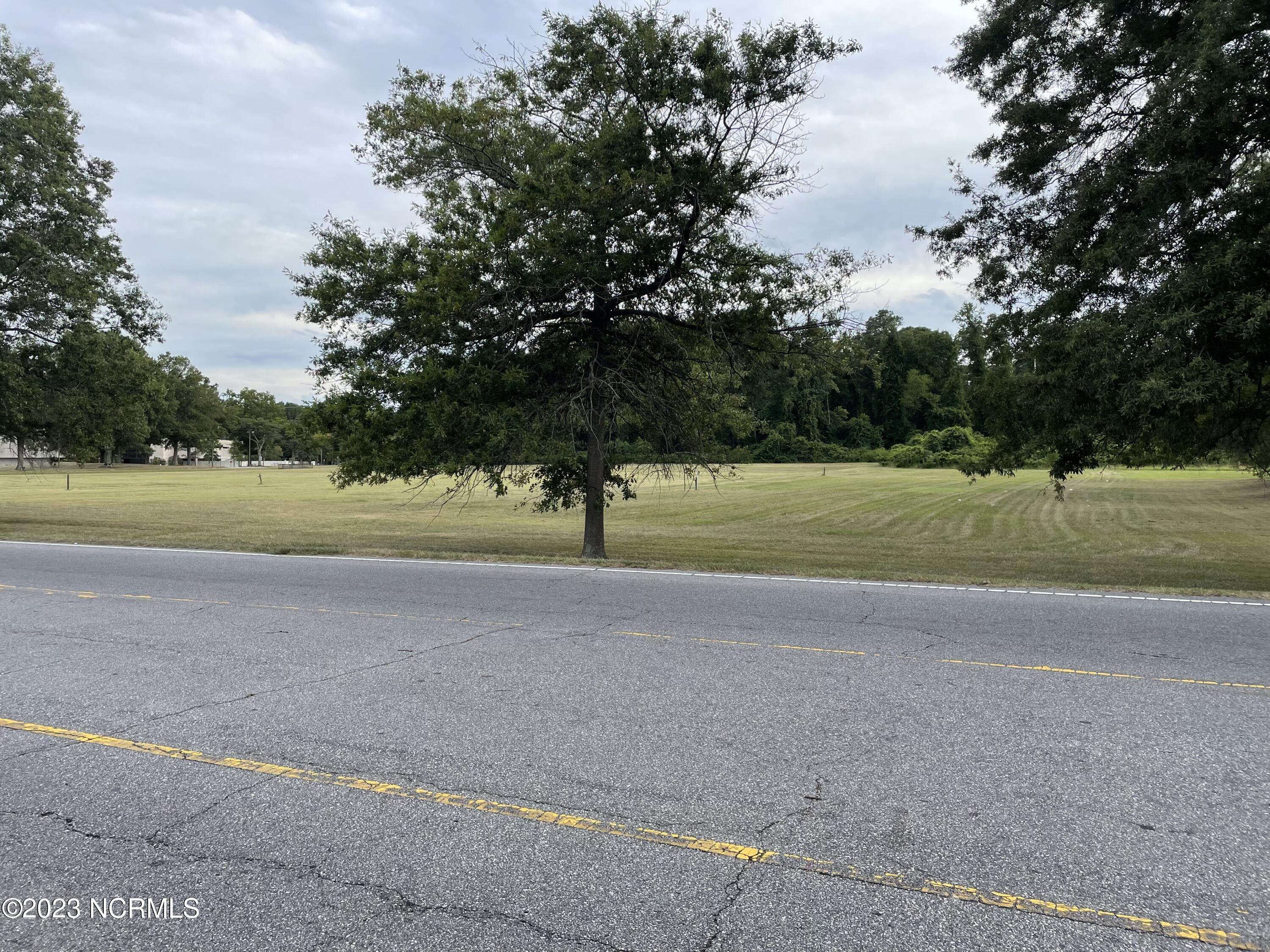 Commercial for Sale at Western Boulevard Tarboro, North Carolina 27886 United States