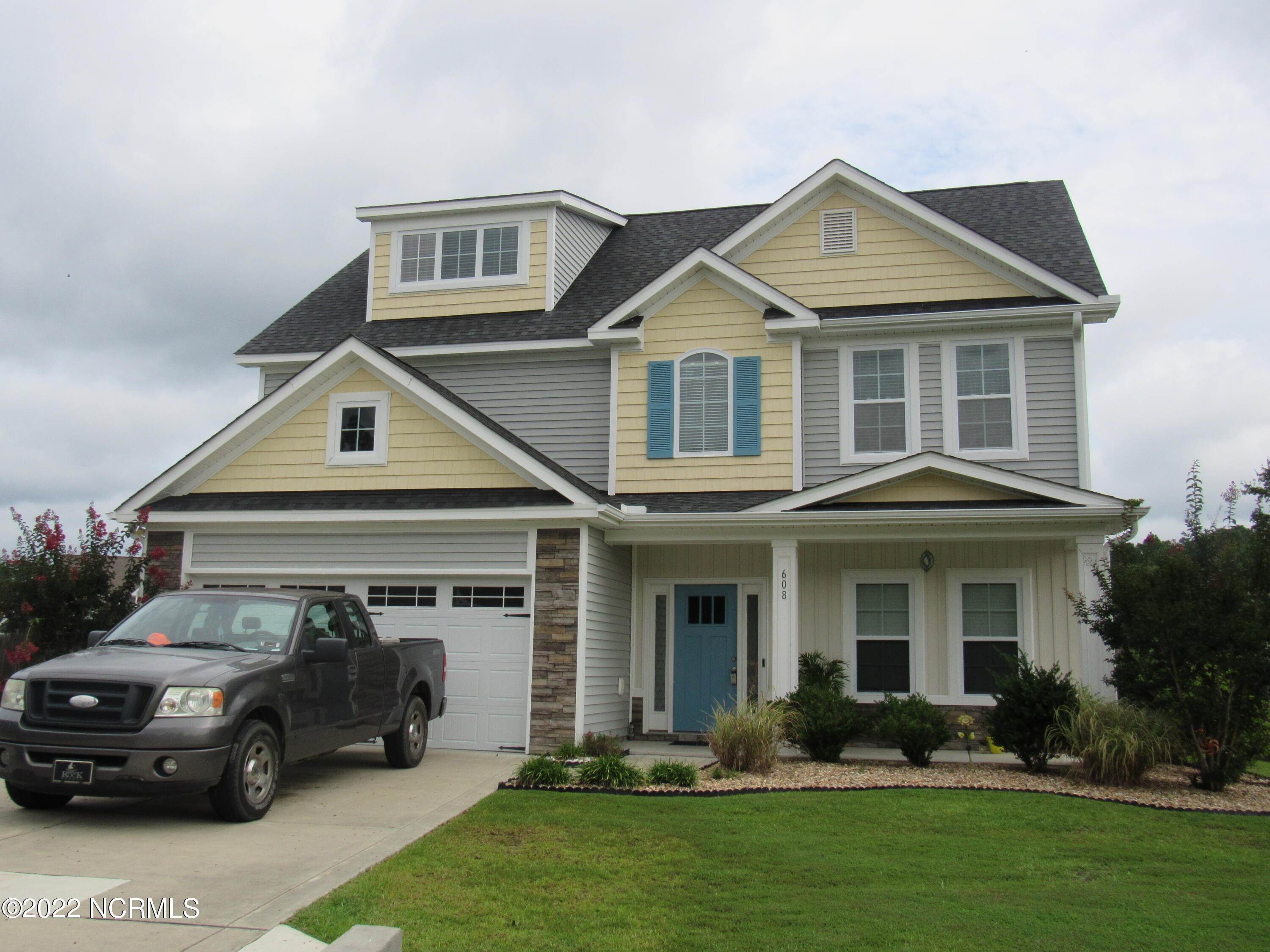 Single Family Homes en 608 Dezi Lane Hubert, Carolina Del Norte 28539 Estados Unidos