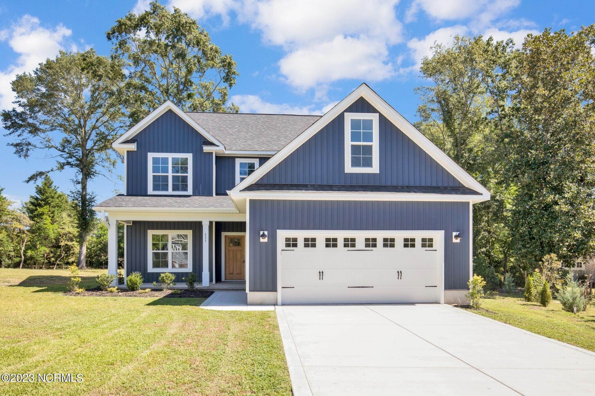Single Family Homes для того Продажа на 111 Bonnie Brook Court Aberdeen, Северная Каролина 28315 Соединенные Штаты