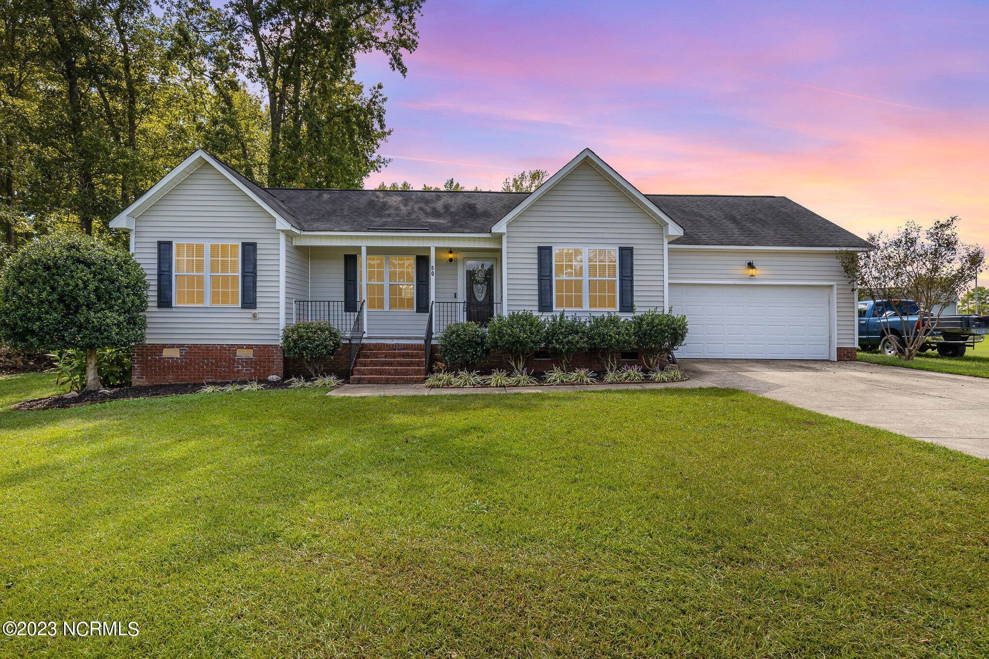 Single Family Homes для того Продажа на 80 Fred Circle Kenly, Северная Каролина 27542 Соединенные Штаты