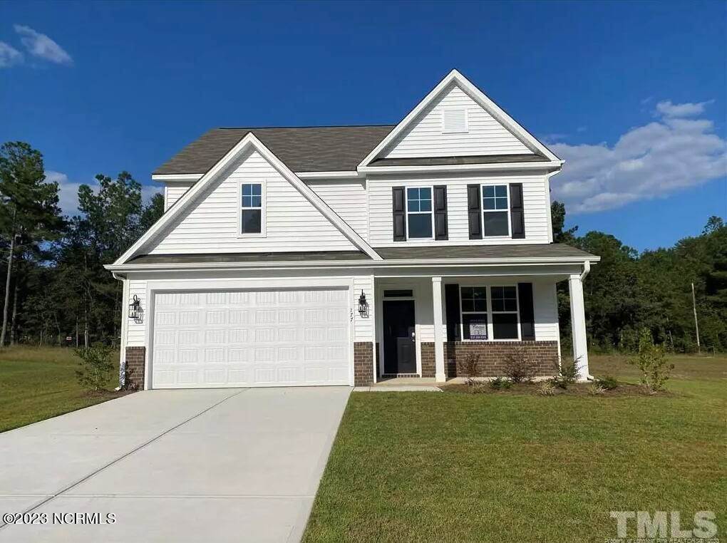 Single Family Homes для того Продажа на 177 Woodsrun Street Raeford, Северная Каролина 28376 Соединенные Штаты