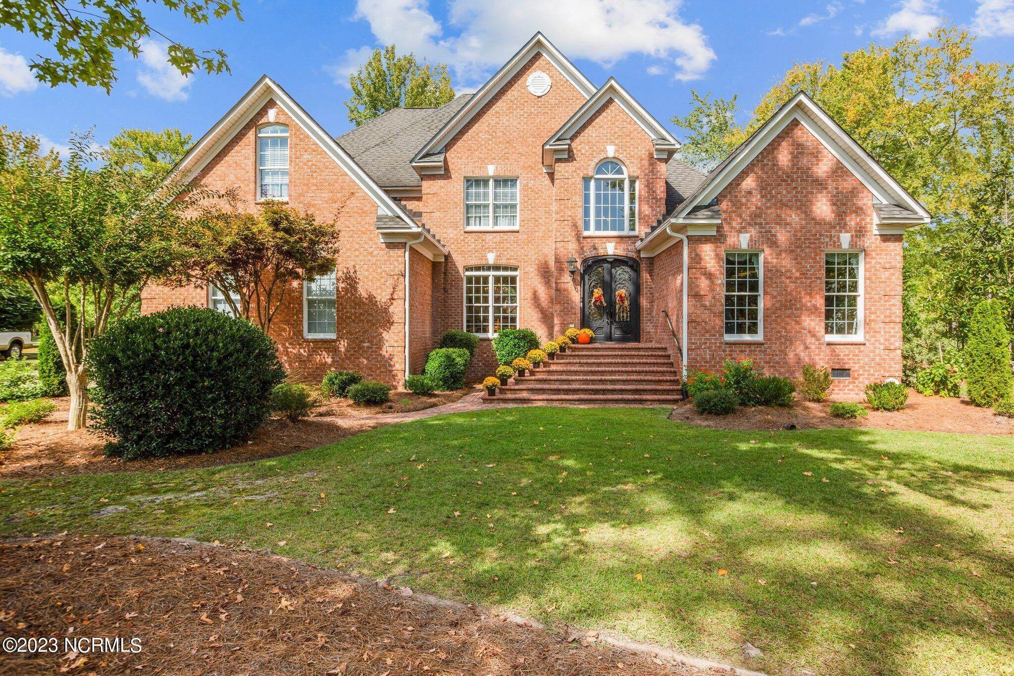 Single Family Homes для того Продажа на 1410 Potomac Drive Chocowinity, Северная Каролина 27817 Соединенные Штаты
