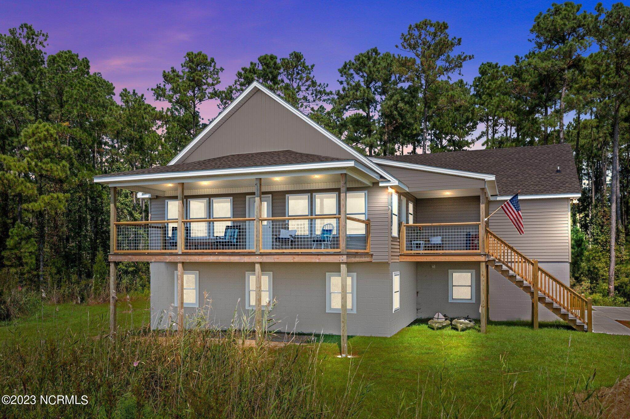 Single Family Homes por un Venta en 135 Dowry Creek Belhaven, Carolina Del Norte 27810 Estados Unidos