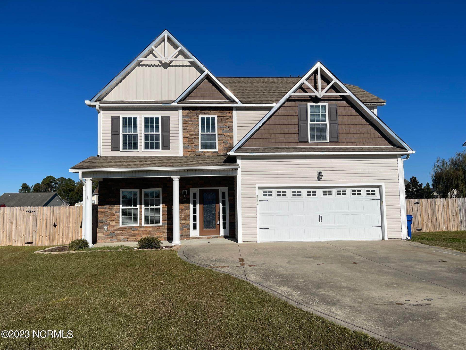 Single Family Homes at 125 Groveshire Place Richlands, North Carolina 28574 United States
