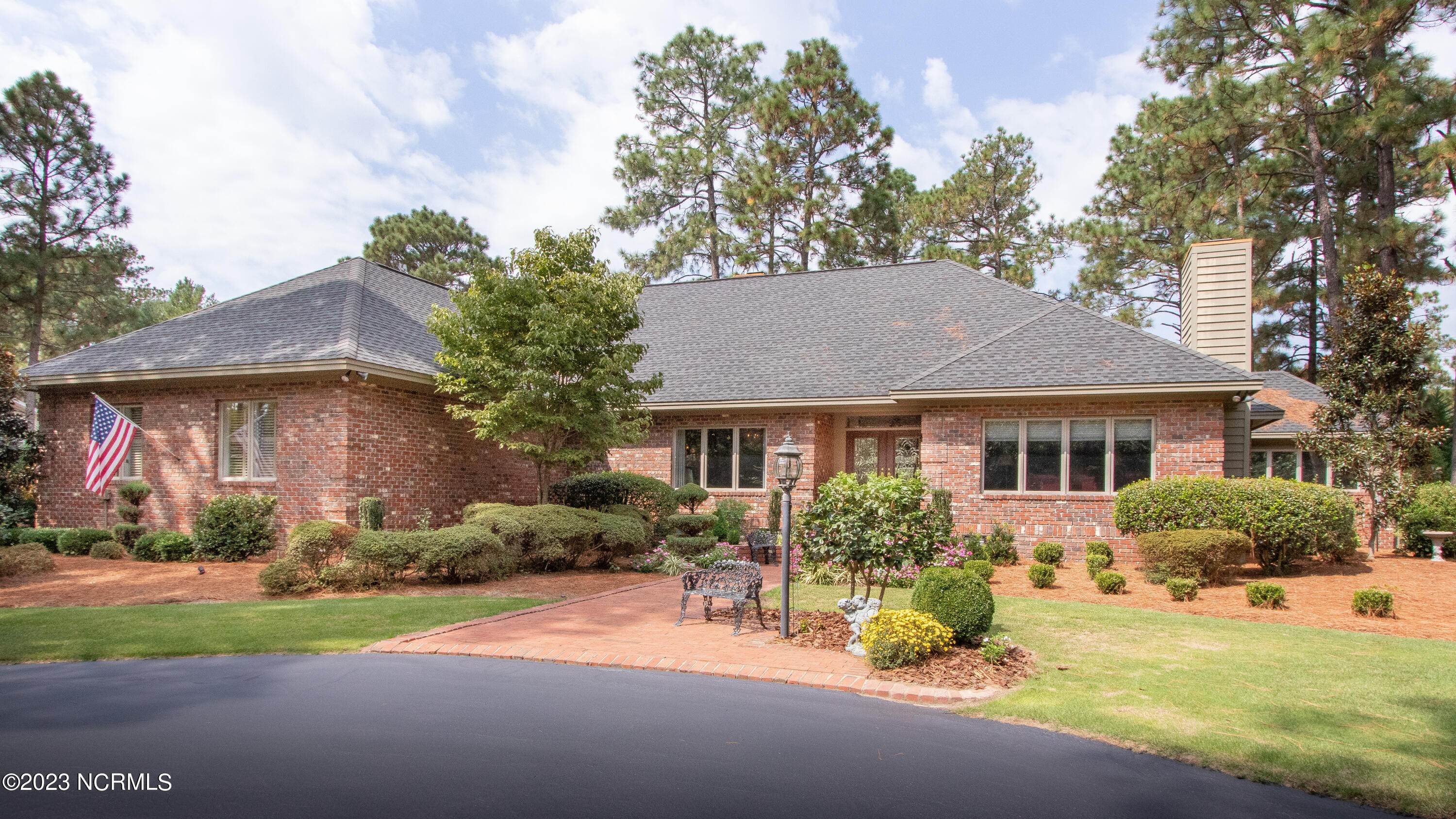Single Family Homes для того Продажа на 45 Campbell Road Pinehurst, Северная Каролина 28374 Соединенные Штаты