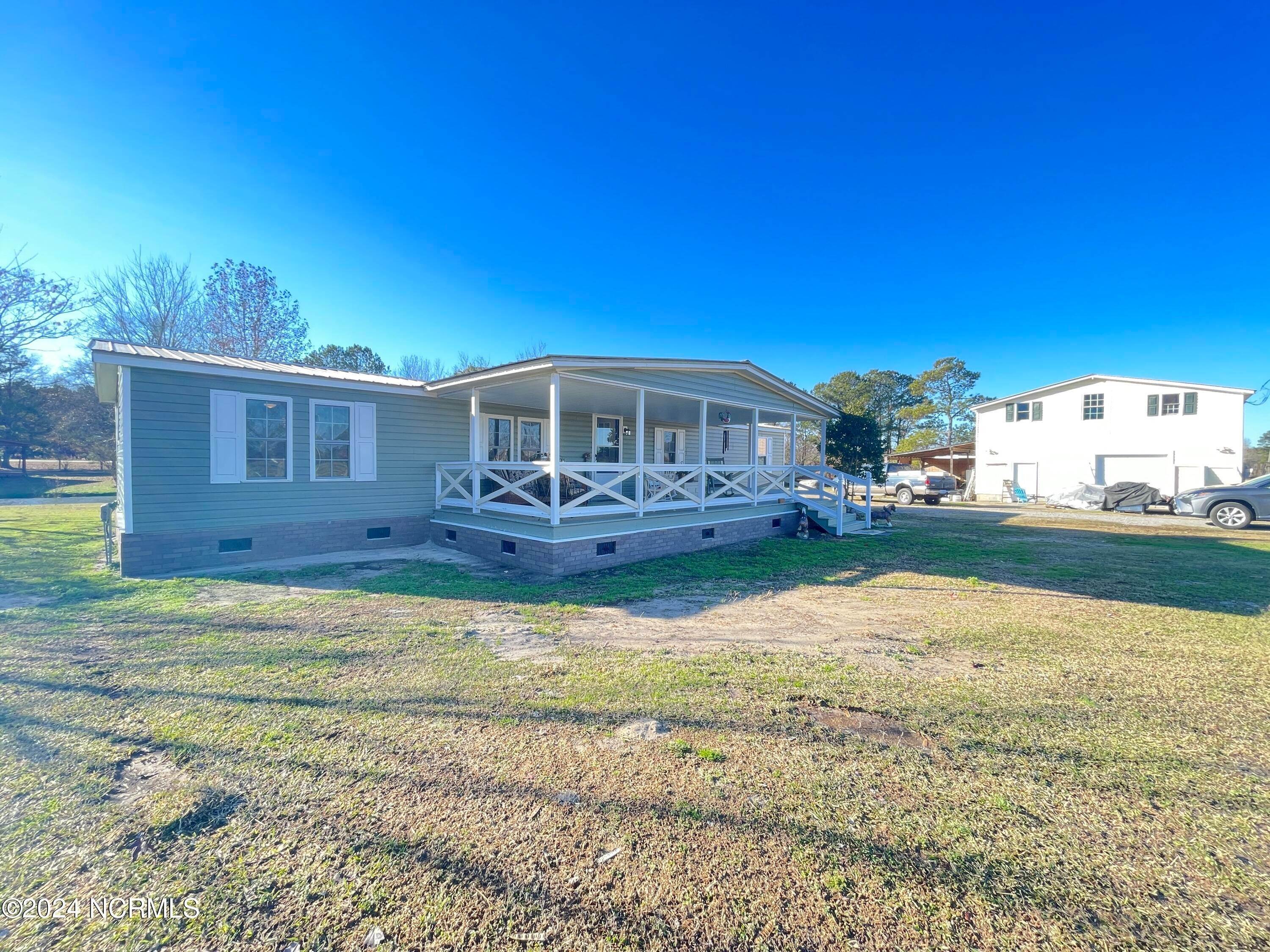 Manufactured Home for Sale at 1264 Main Street Jamesville, North Carolina 27846 United States