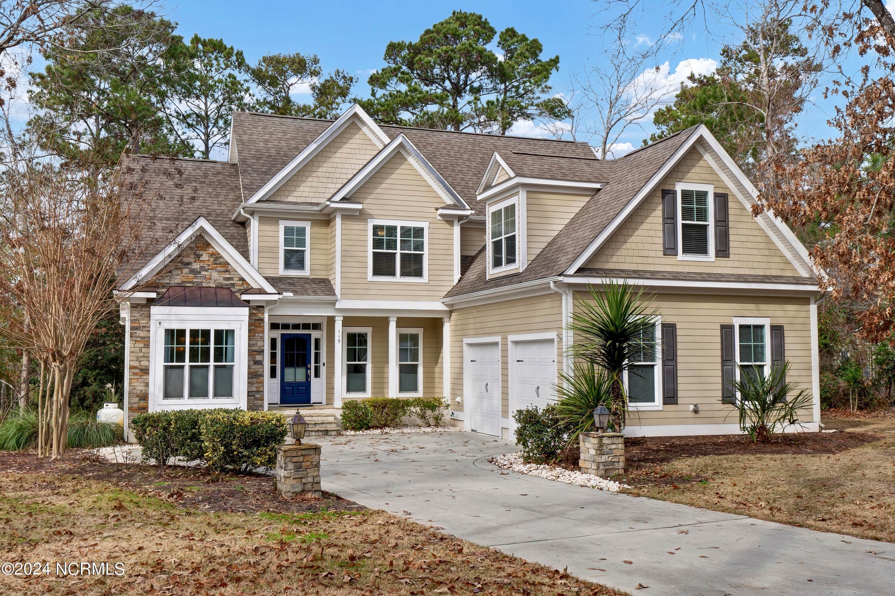 Single Family Homes en 115 Canvasback Point Hampstead, Carolina Del Norte 28443 Estados Unidos