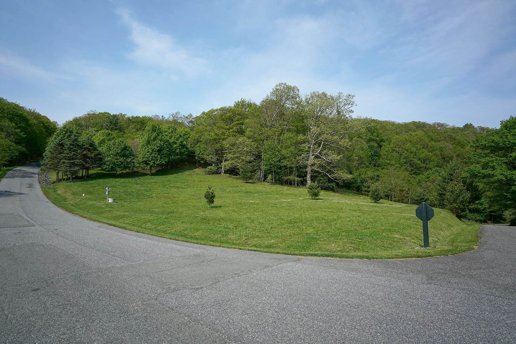 Land for Sale at TIMBER CREEK - BLOWING ROCK Lot 136 Timber Creek Dr Blowing Rock, North Carolina 28605 United States