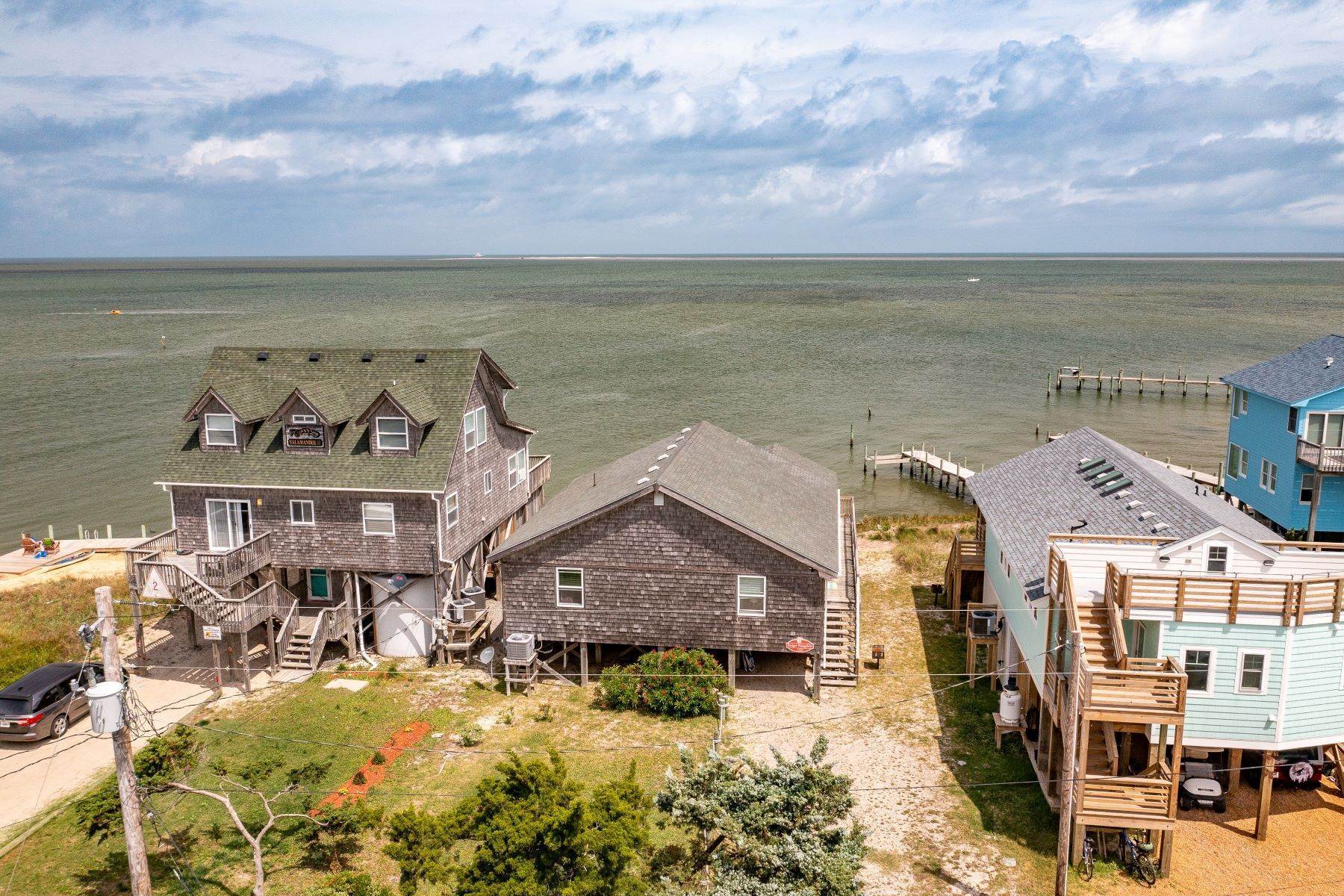Single Family Homes for Sale at A Naturalist's Dream On Ocracoke Island 152 Pamlico Shore Rd Ocracoke, North Carolina 27960 United States